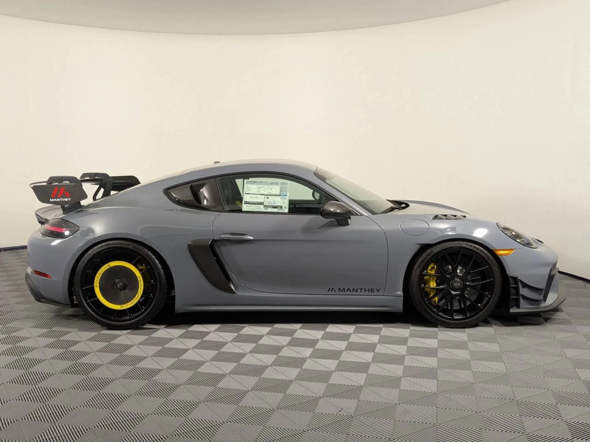 mph007_967263401_1280_e3d2cf7fc4