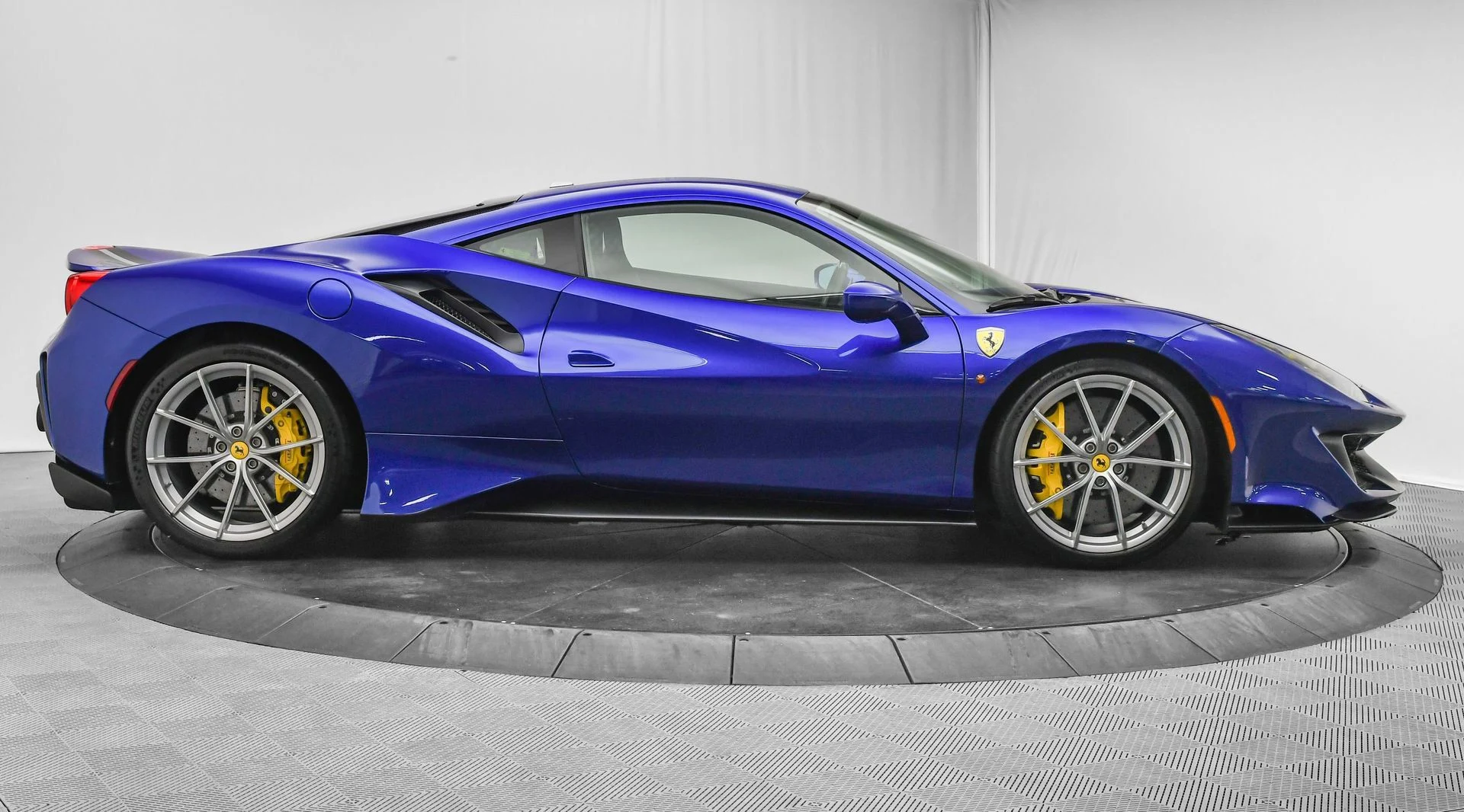 mph007_967283221_f5350cadc5c04b02a10059c3529298ad_935518927e