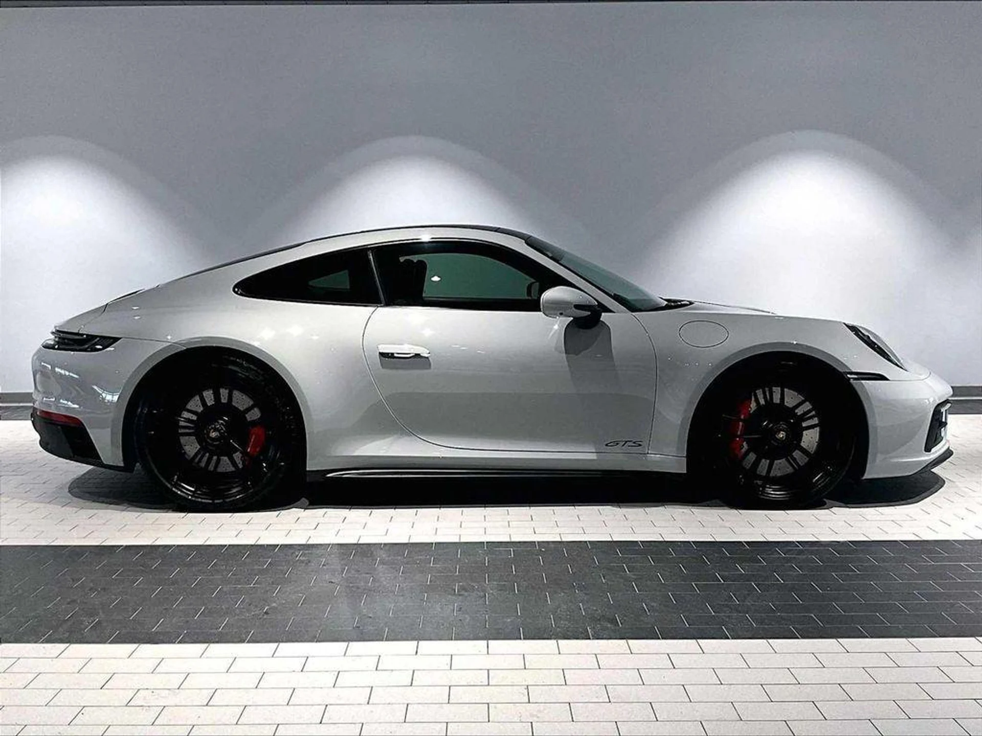 mph007_972221309_Or_S7_IL_1o8gg_V_Me3_Ax_g86cbm_Kkk_575e3ecf71