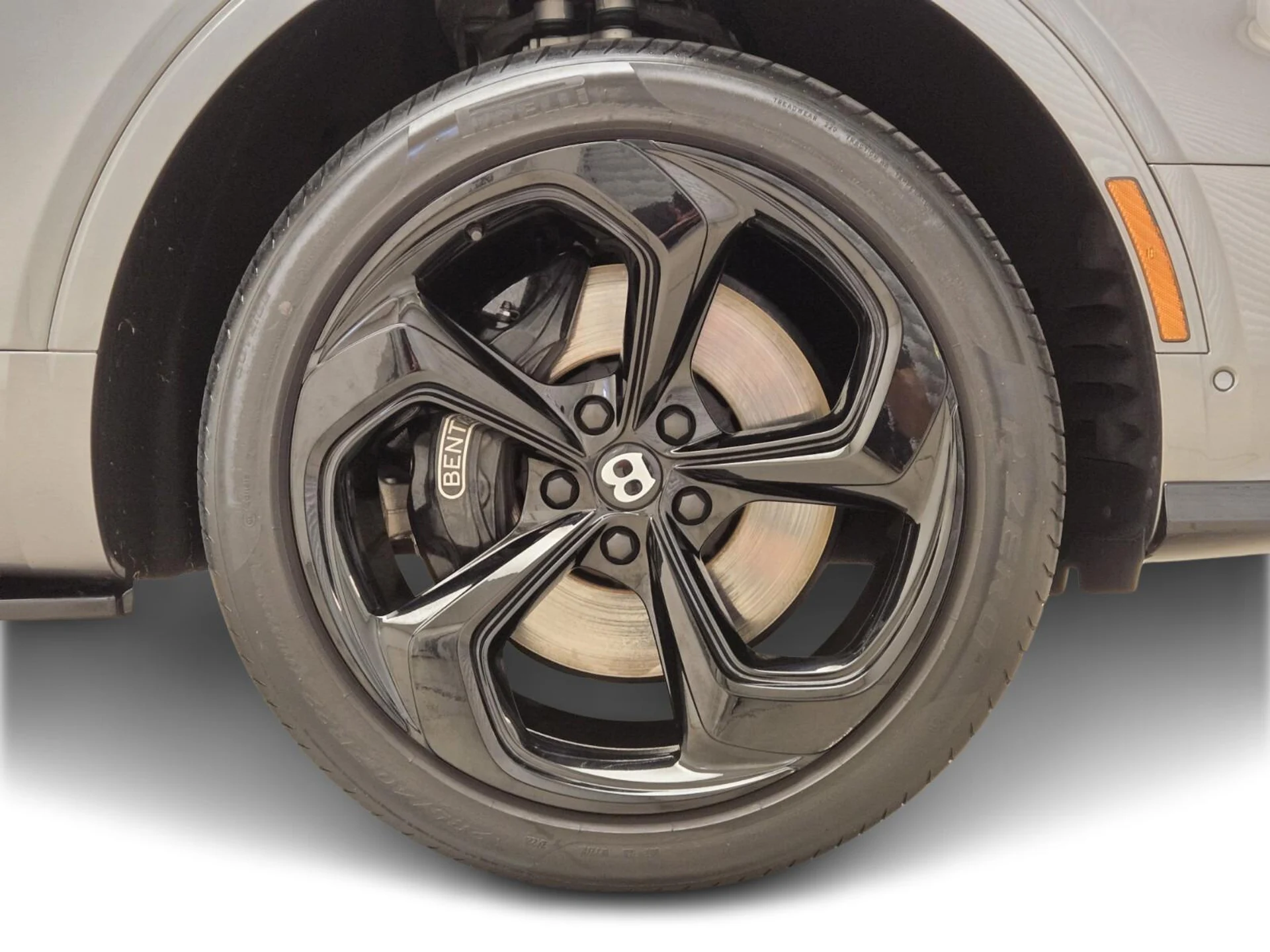 mph007_973013888_Used_2022_Bentley_Bentayga_S_1755157174_6cd551f956