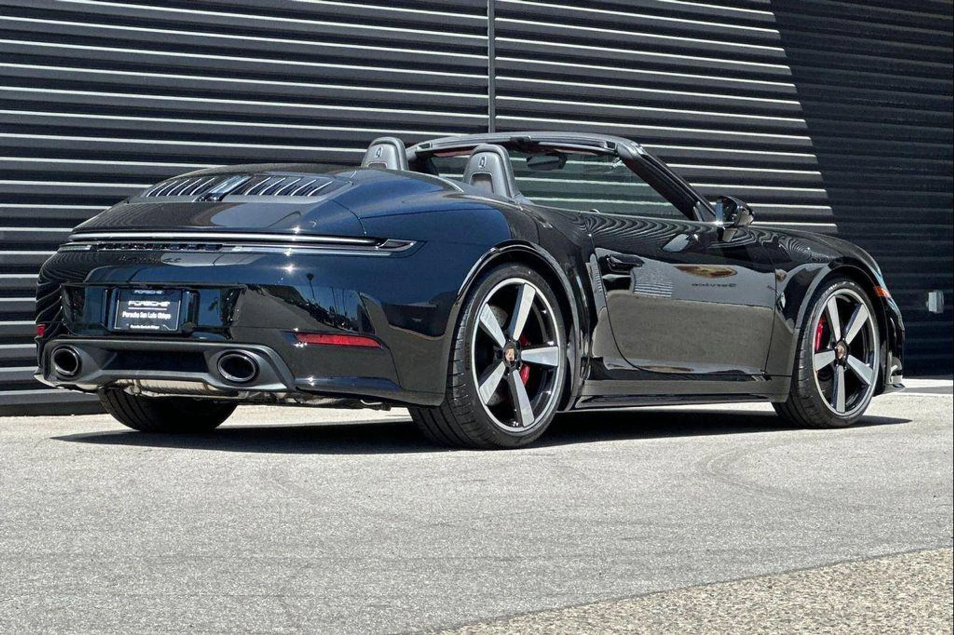 mph007_976090340_Xr3zg9uxd_At_Zq_B_g7_WU_8jcn_Dt_Q_a0dee05543