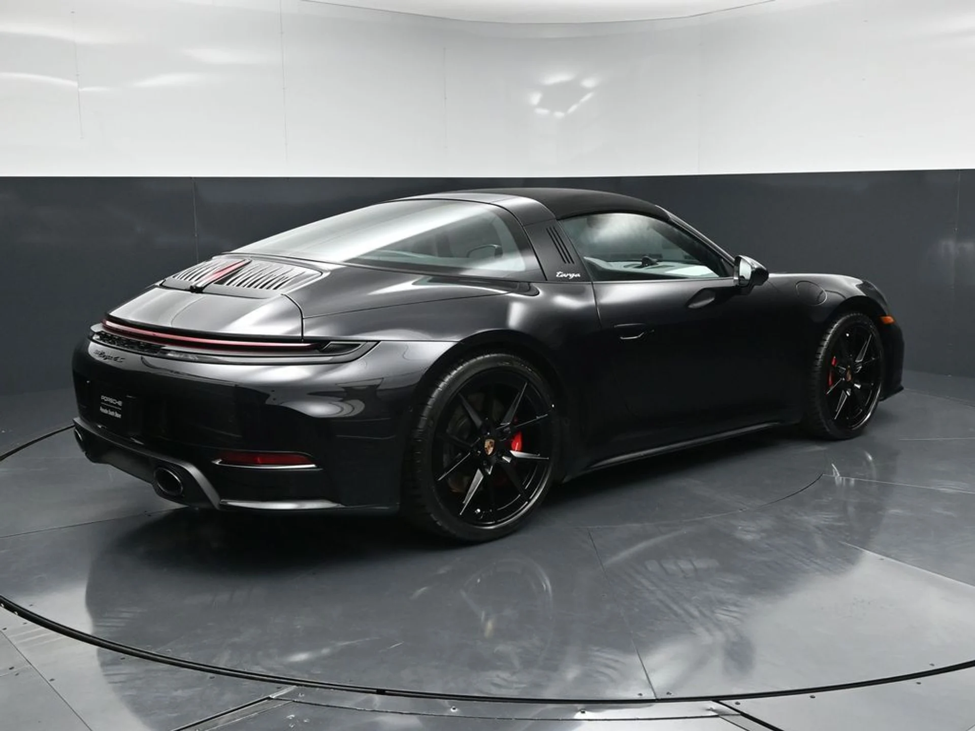 mph007_981837128_08369374b21572aa420770779596bf2dx_ceb4aff14e