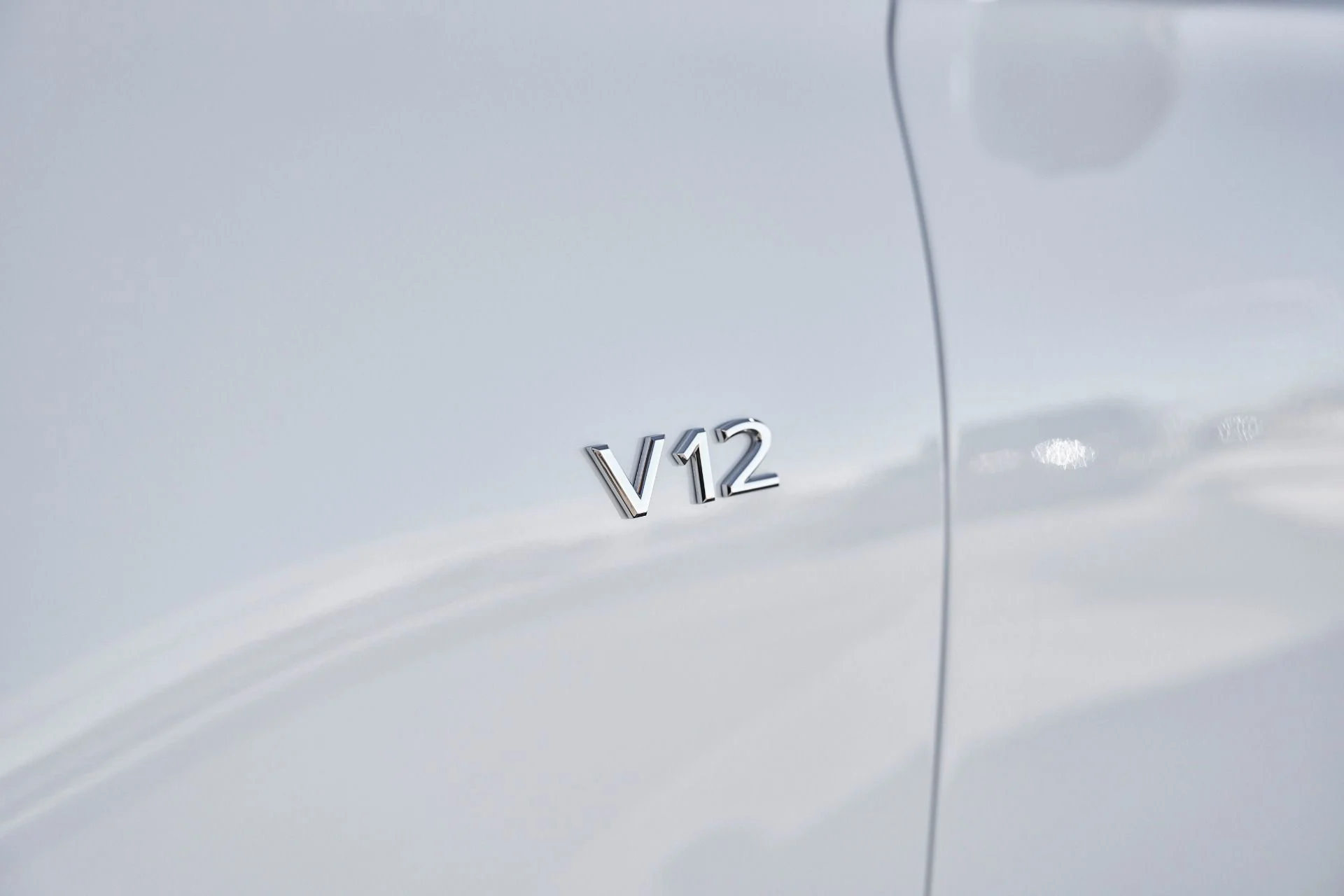 mph007_99241249_Used_2025_Mercedes_Benz_S_Class_Maybach_S_680_1761611057_861a28004e