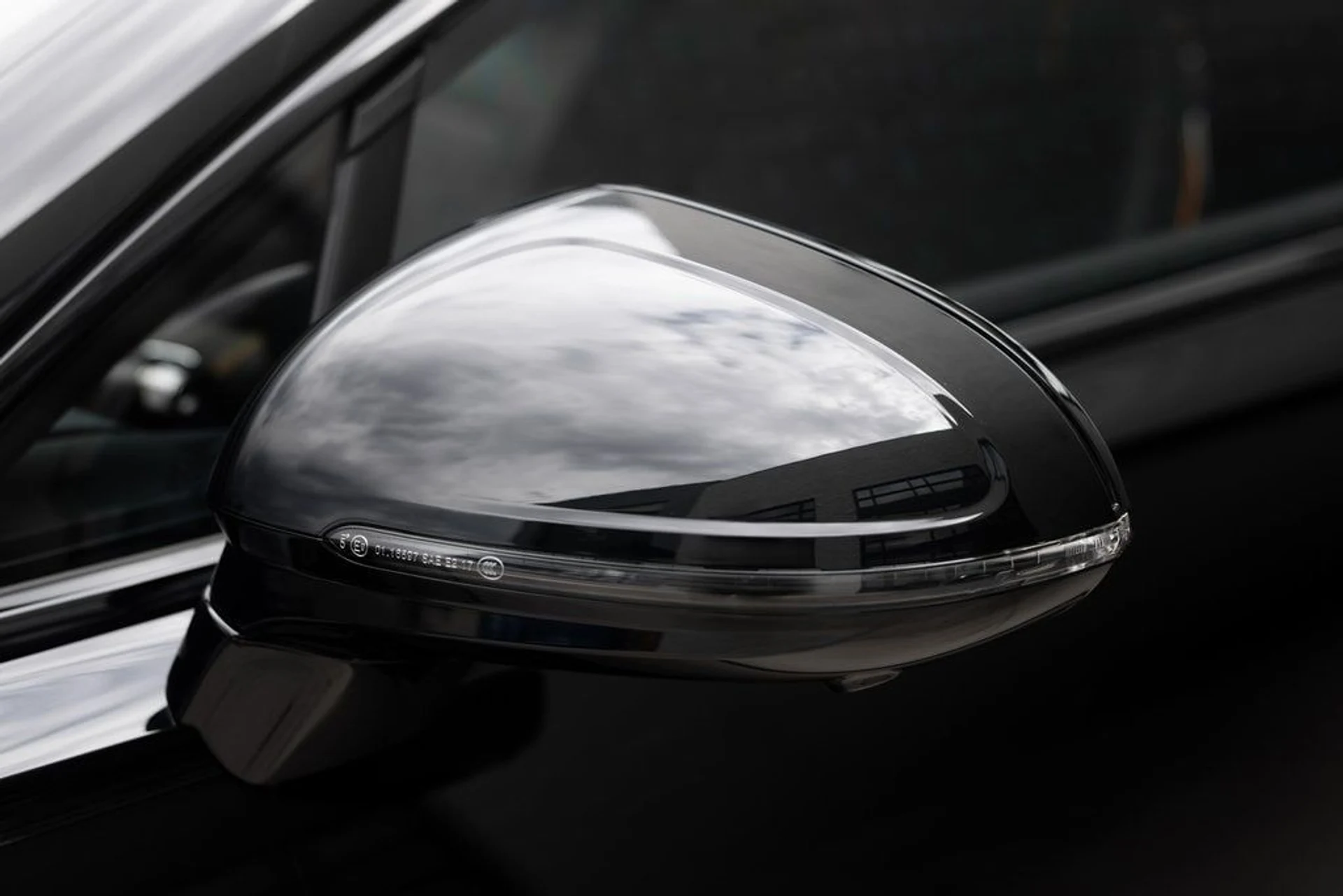 mph007_995488977_b5efae91786835dcc43e93a844e084ebx_72afccdc58