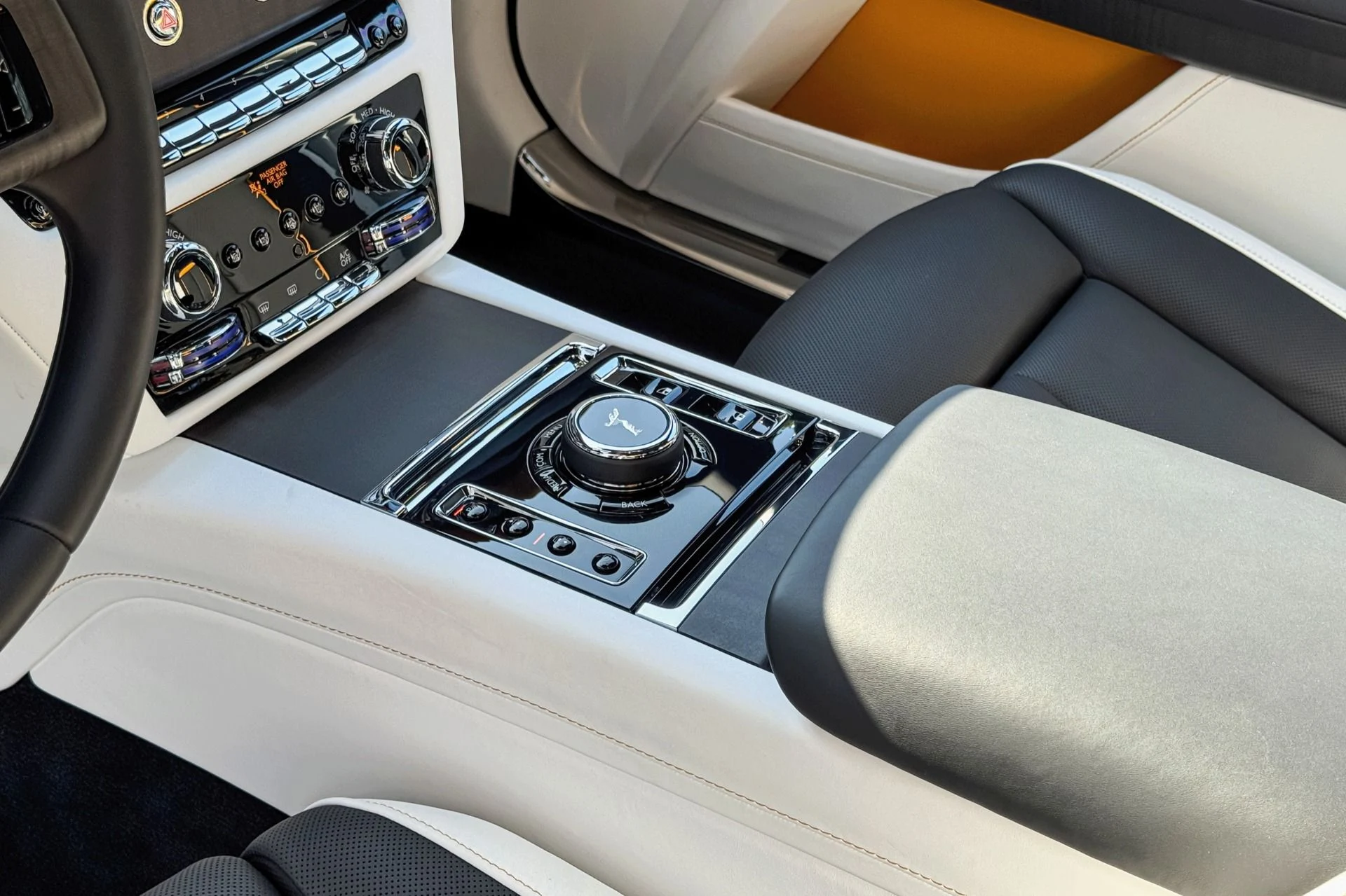 mph007_998266187_Used_2021_Rolls_Royce_Ghost_1755072404_5226342aa4