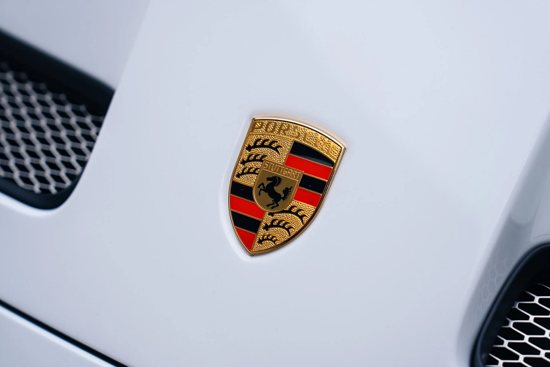 mph008_1008357279_Used_2024_Porsche_911_ST_1767635703_5bd3b1c053