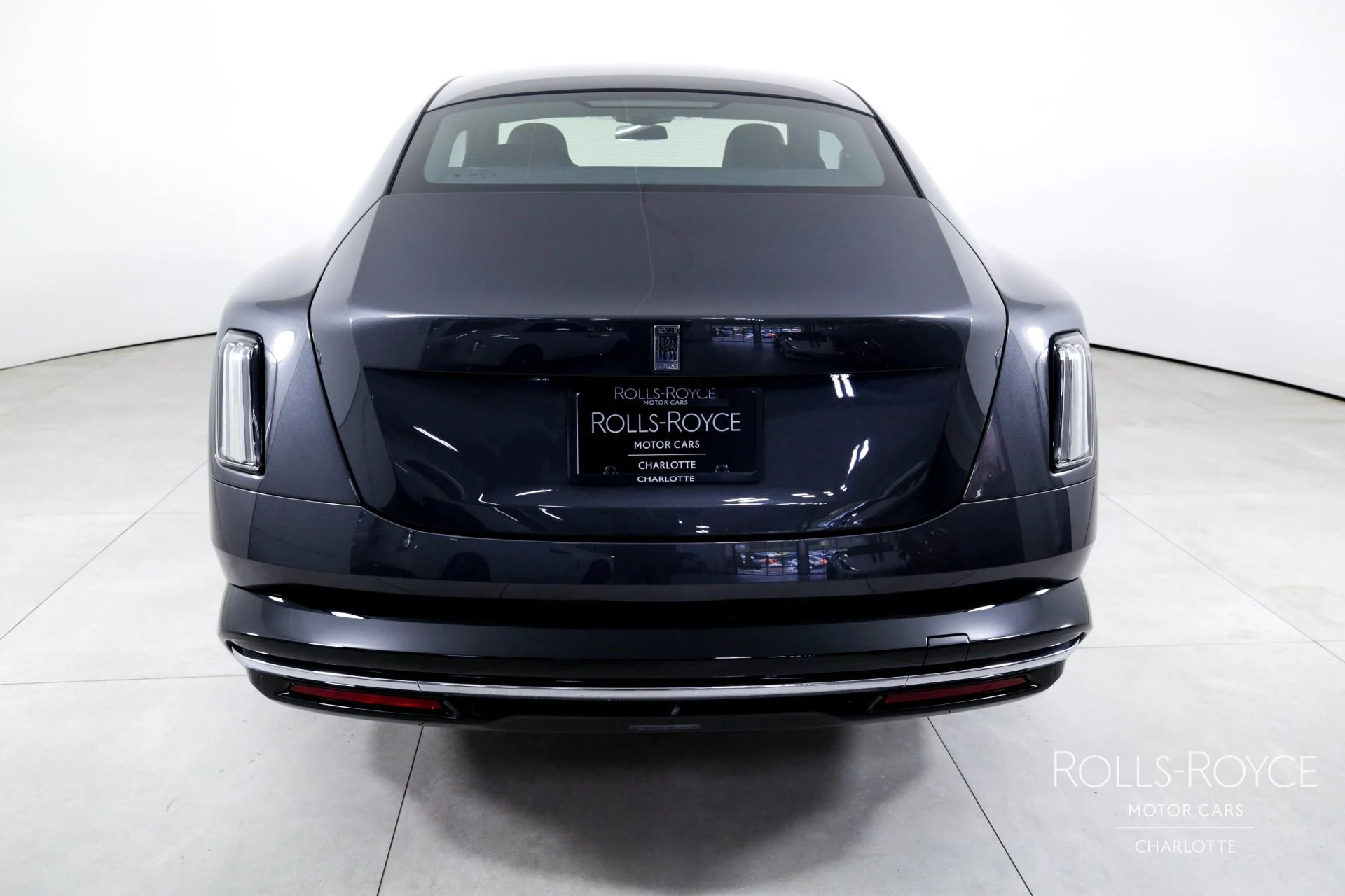 mph008_1018019424_Used_2024_Rolls_Royce_Spectre_1742932757_549ff8e717