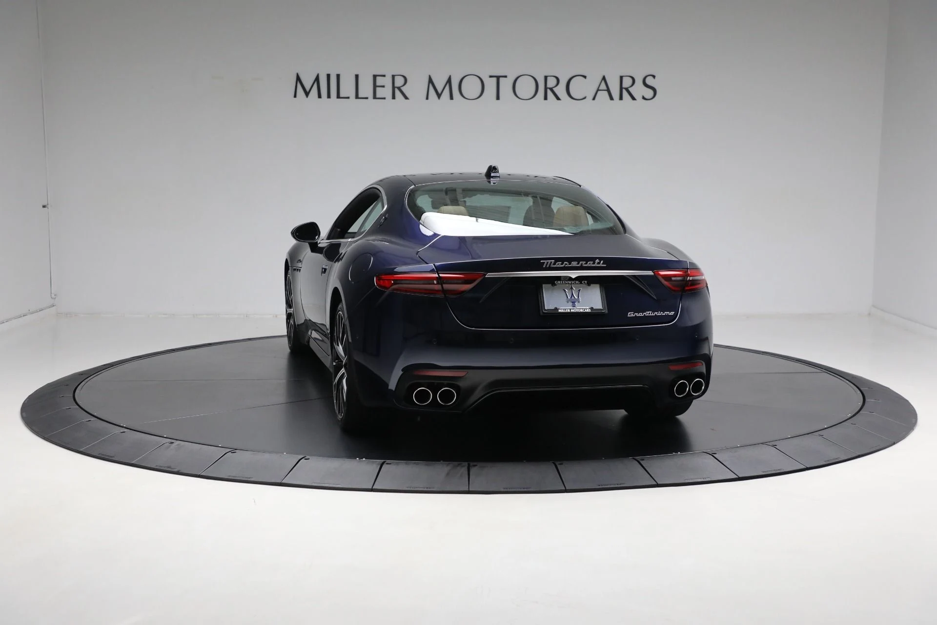 mph008_1022552368_Used_2024_Maserati_Gran_Turismo_Modena_1763650491_1330d1d113