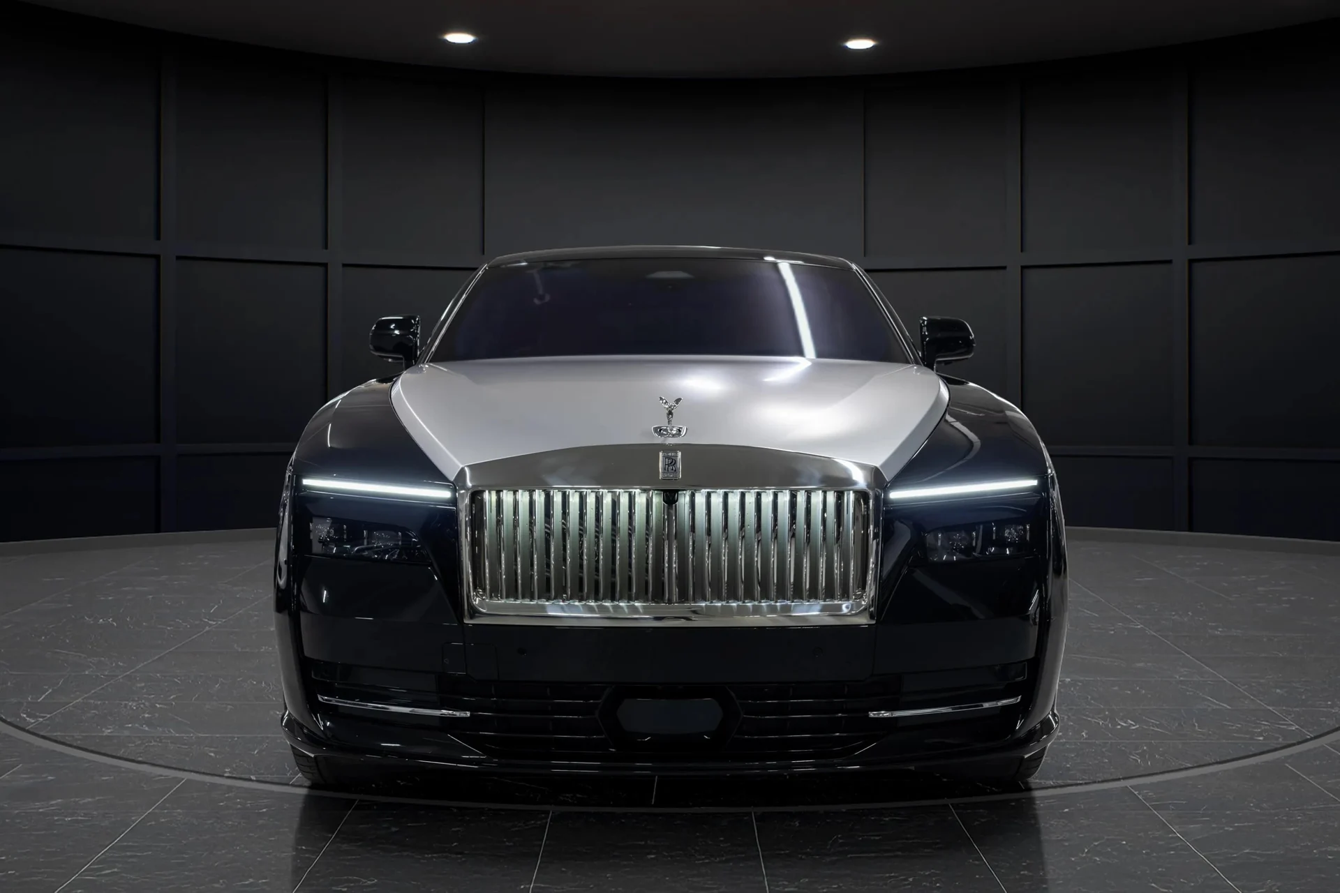 mph008_1025080396_20beab03_2367_4cab_9384_df6f81e5338a_202420_Rolls_Royce20_Spectre2028_SCATK_2_C04_RU_22313629_6_f6db111731