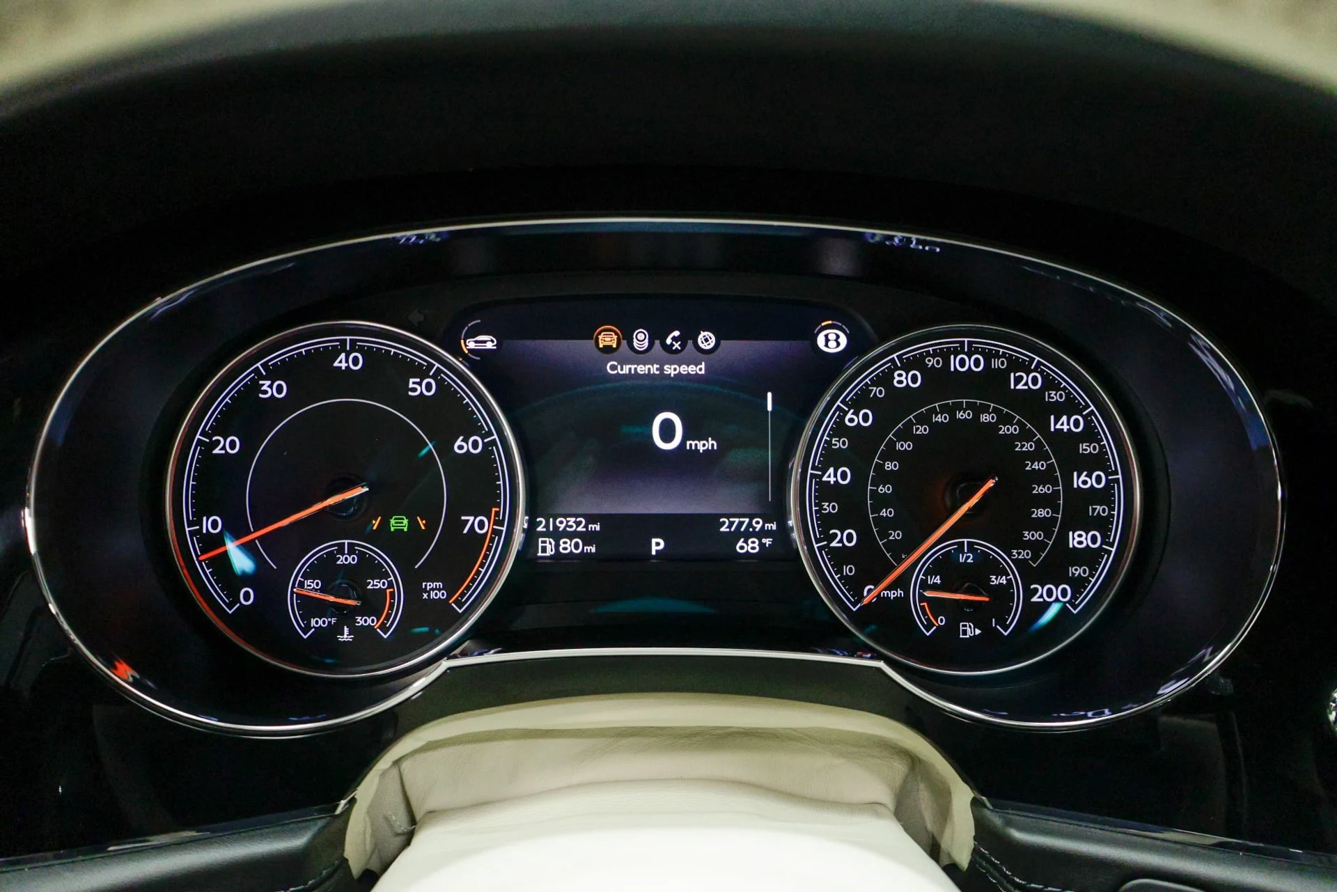 mph008_1031039253_Used_2020_Bentley_Bentayga_V8_1760480773_da4cfc4e17