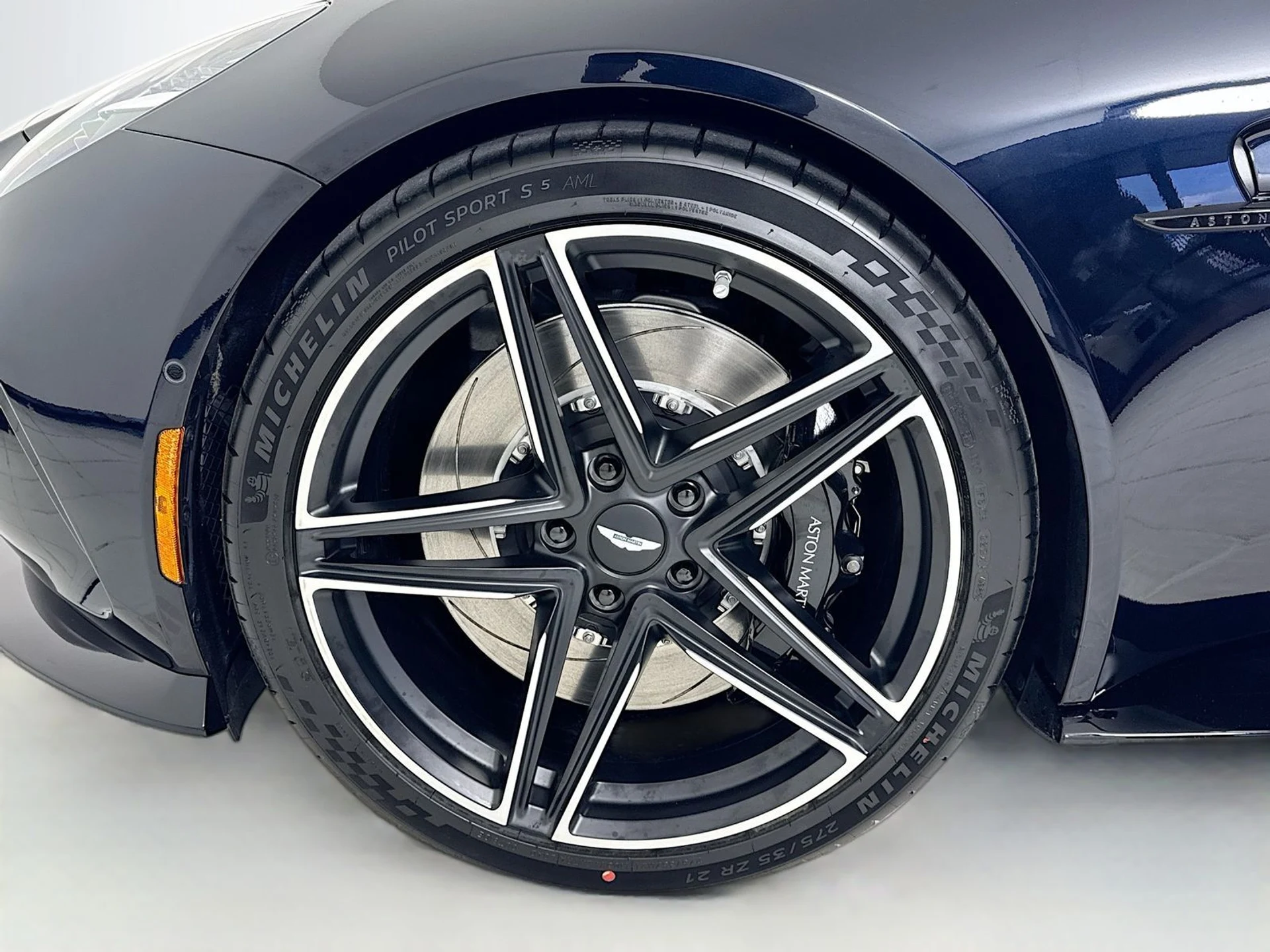 mph008_1032932476_11f8513af065ee275ac41aec2654c889x_00343590b9