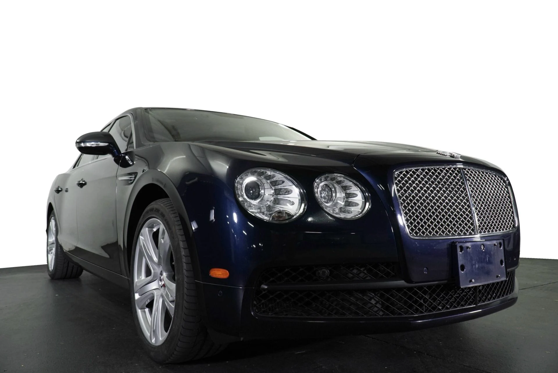 mph008_1037109633_Used_2015_Bentley_Flying_Spur_V8_1773689029_030ac640ef