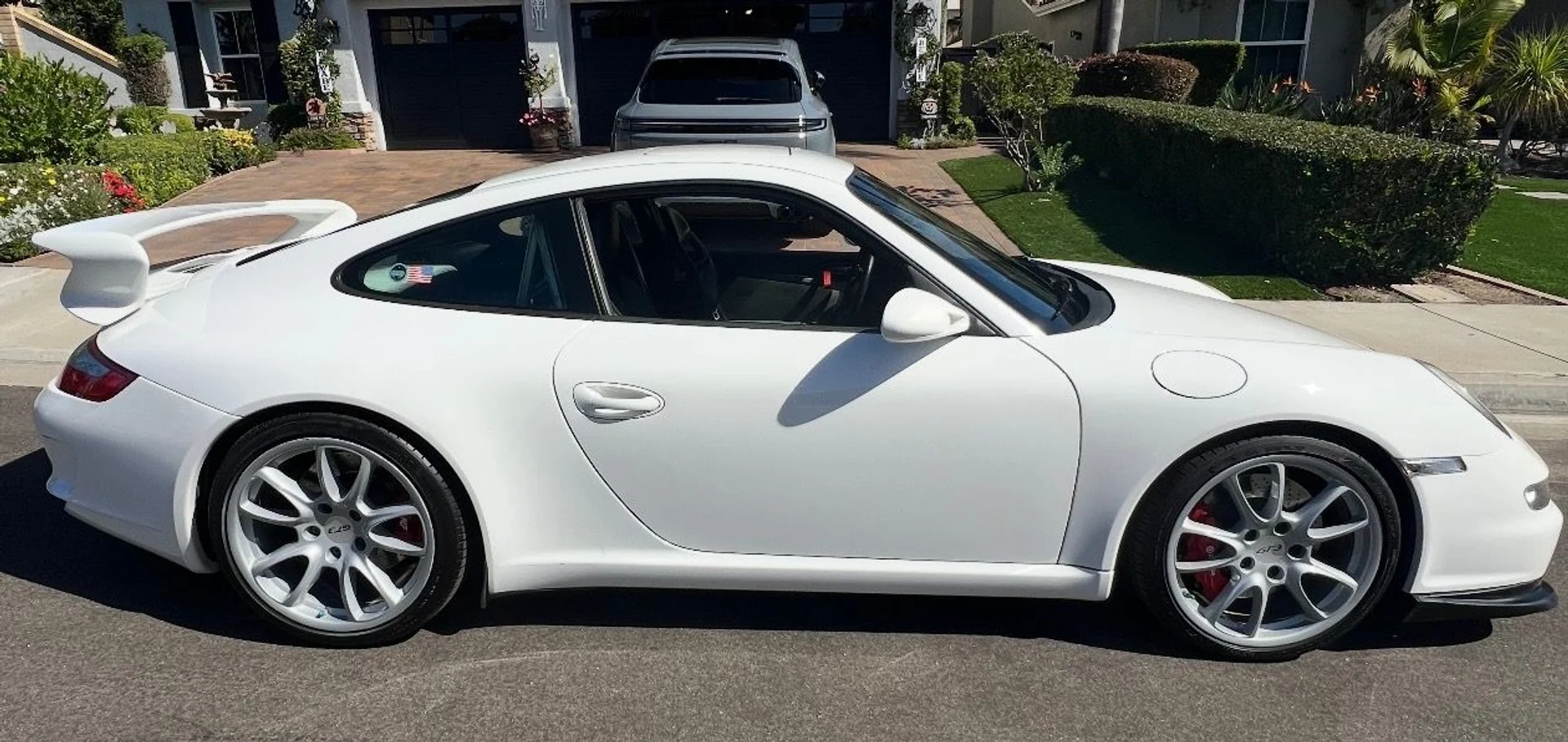 mph008_1057376103_Used_2007_Porsche_911_GT_3_1760384681_7be0116c09