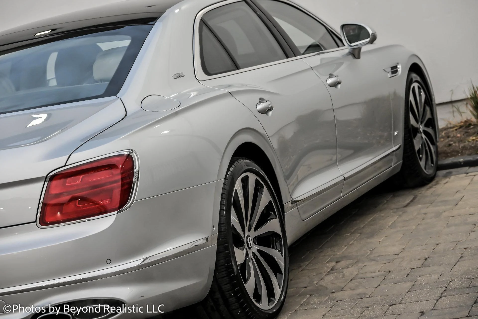 mph008_1060274634_Used_2021_Bentley_Flying_Spur_V8_First_Edition_1763629647_6cb077f08f