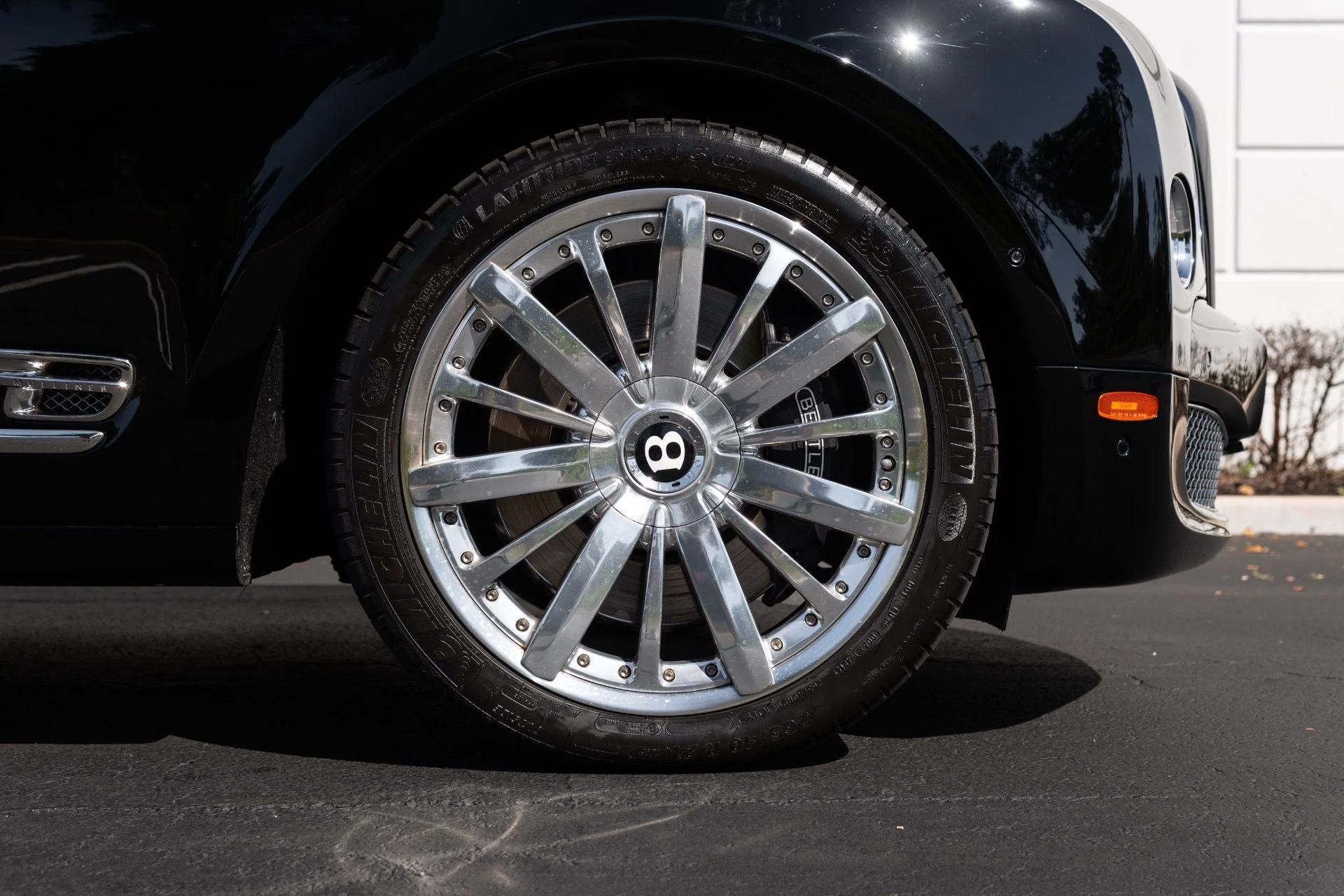 mph008_1061854217_Used_2014_Bentley_Mulsanne_1774576298_6d0e3ad153