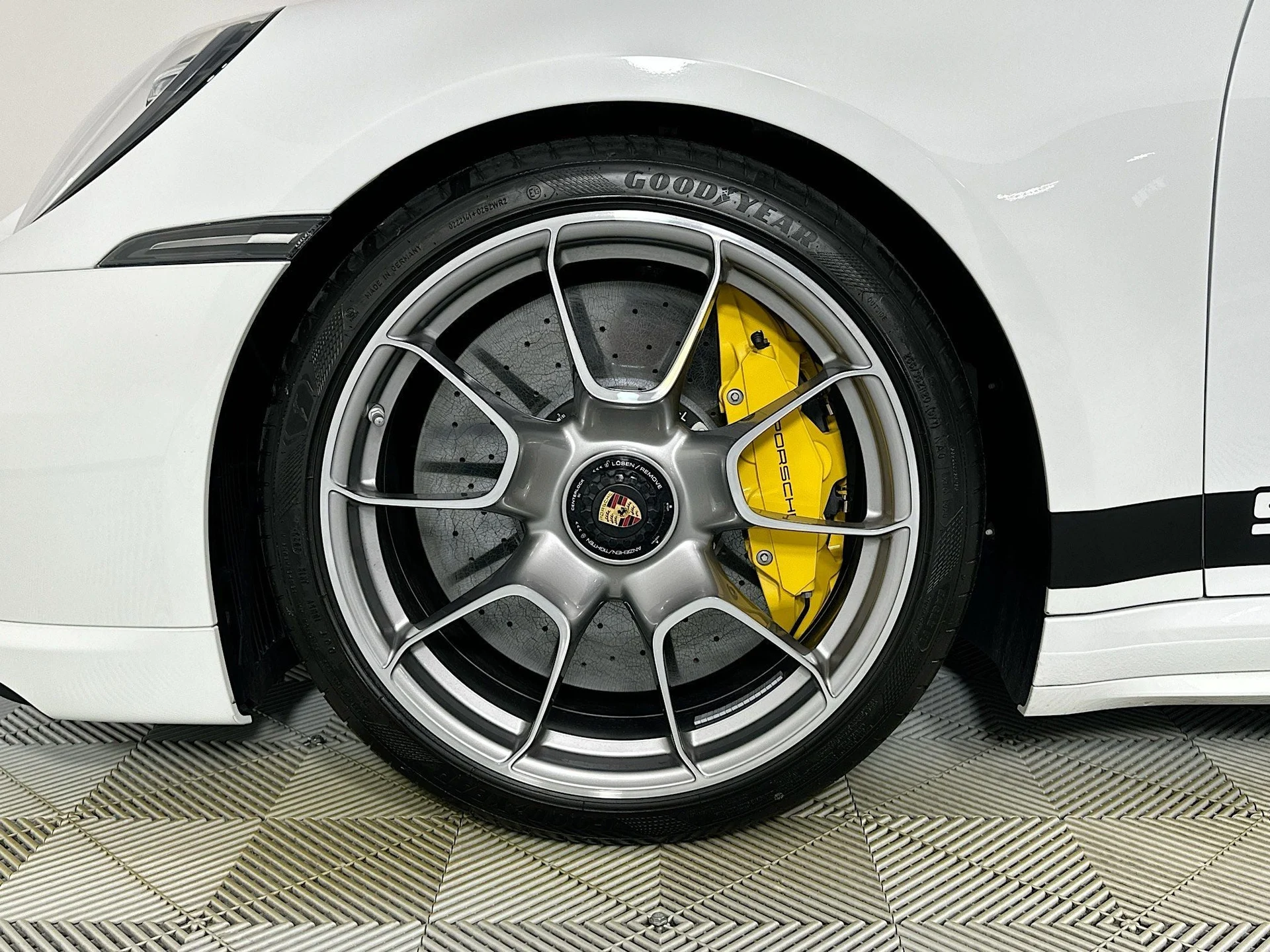 mph008_1065578497_9_99e75499f3