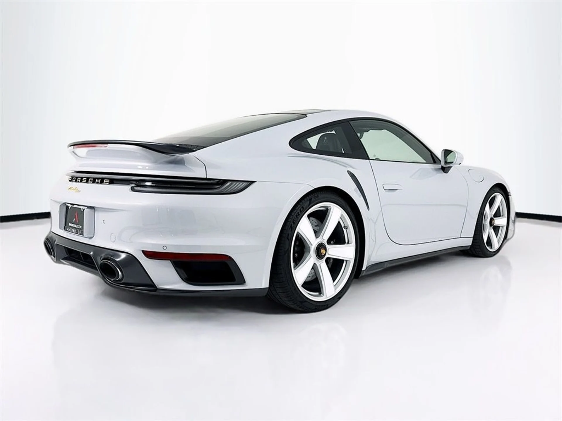 mph008_106589288_a2b006e9e160d4f73a3bf5e4acd8fd67x_e929018c33