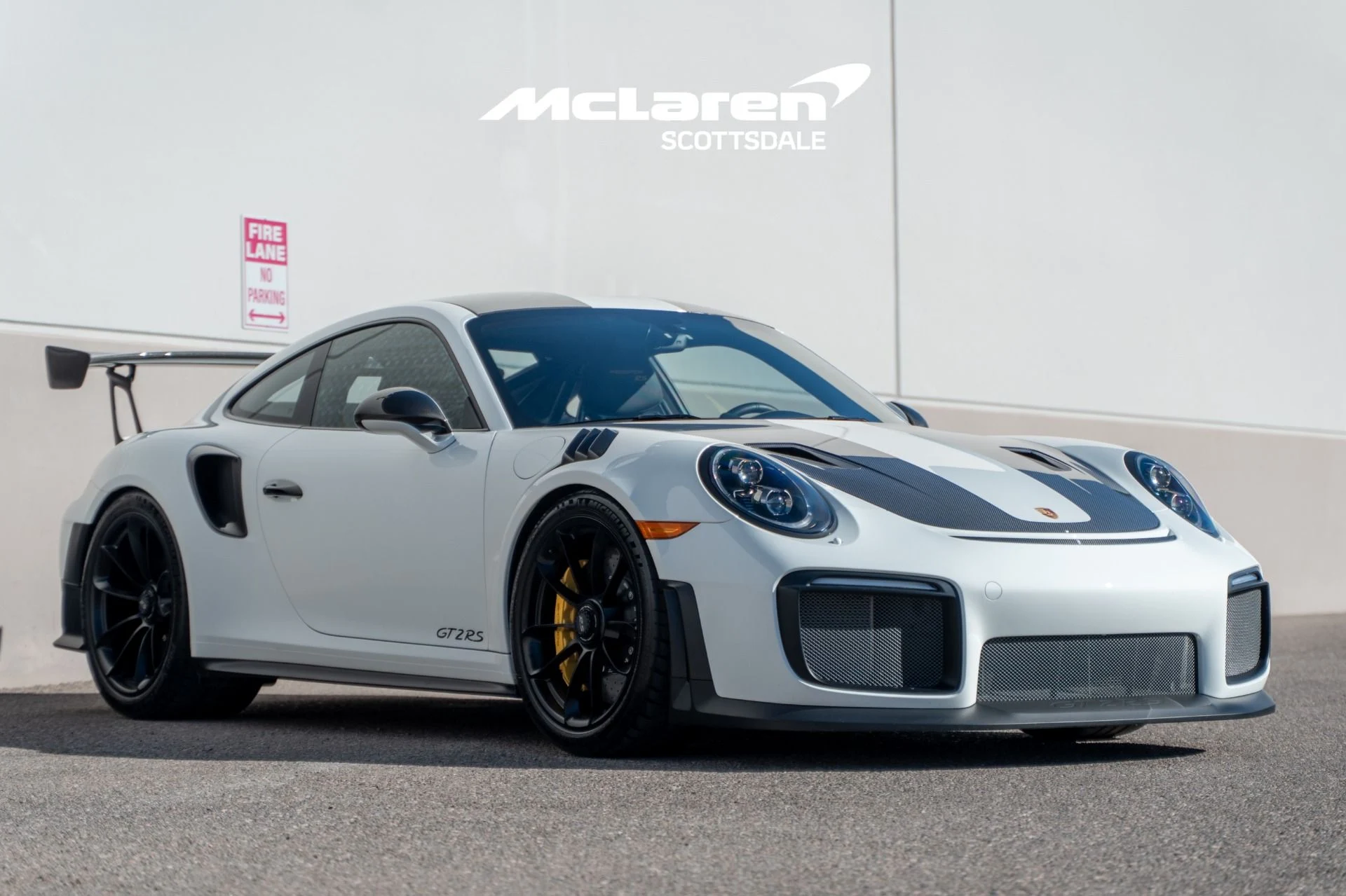 mph008_1067424684_Used_2019_PORSCHE_911_GT_2_RS_1765680501_e332ca33c2