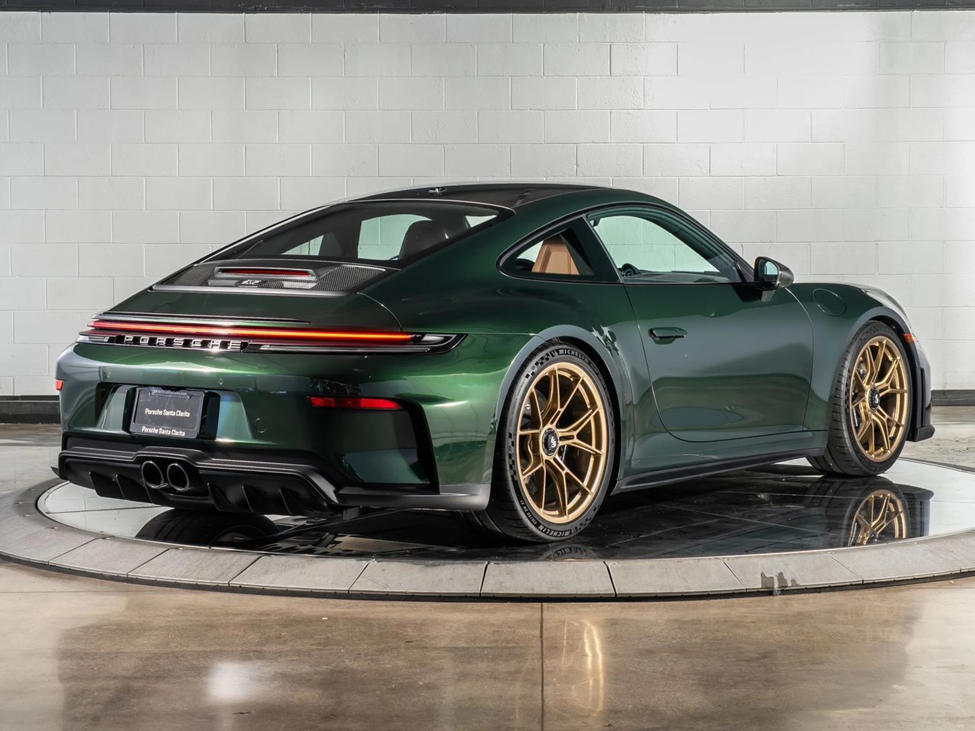 mph008_106793391_cec582a4df6cce2ea73d631cca777097_bd00aa46d0