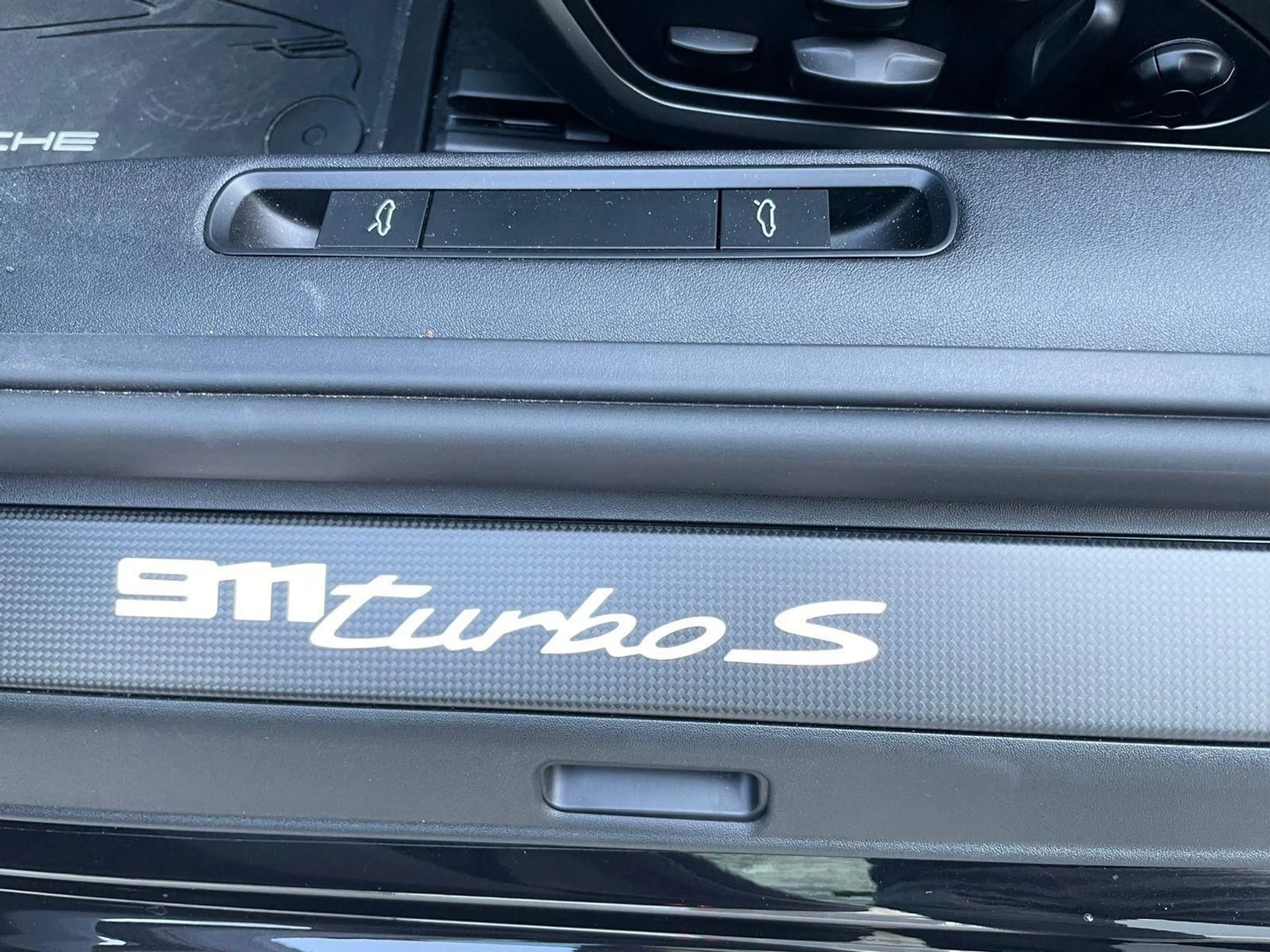 mph008_1069981398_Used_2021_Porsche_911_Turbo_S_1755812142_d3affc18fa