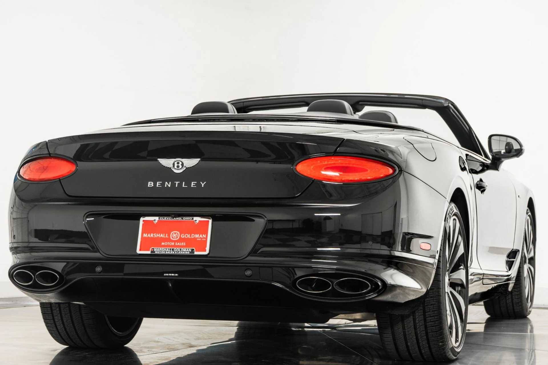 mph008_1079239836_Used_2024_Bentley_Continental_GTC_Edition_8_1757437315_008821ad38