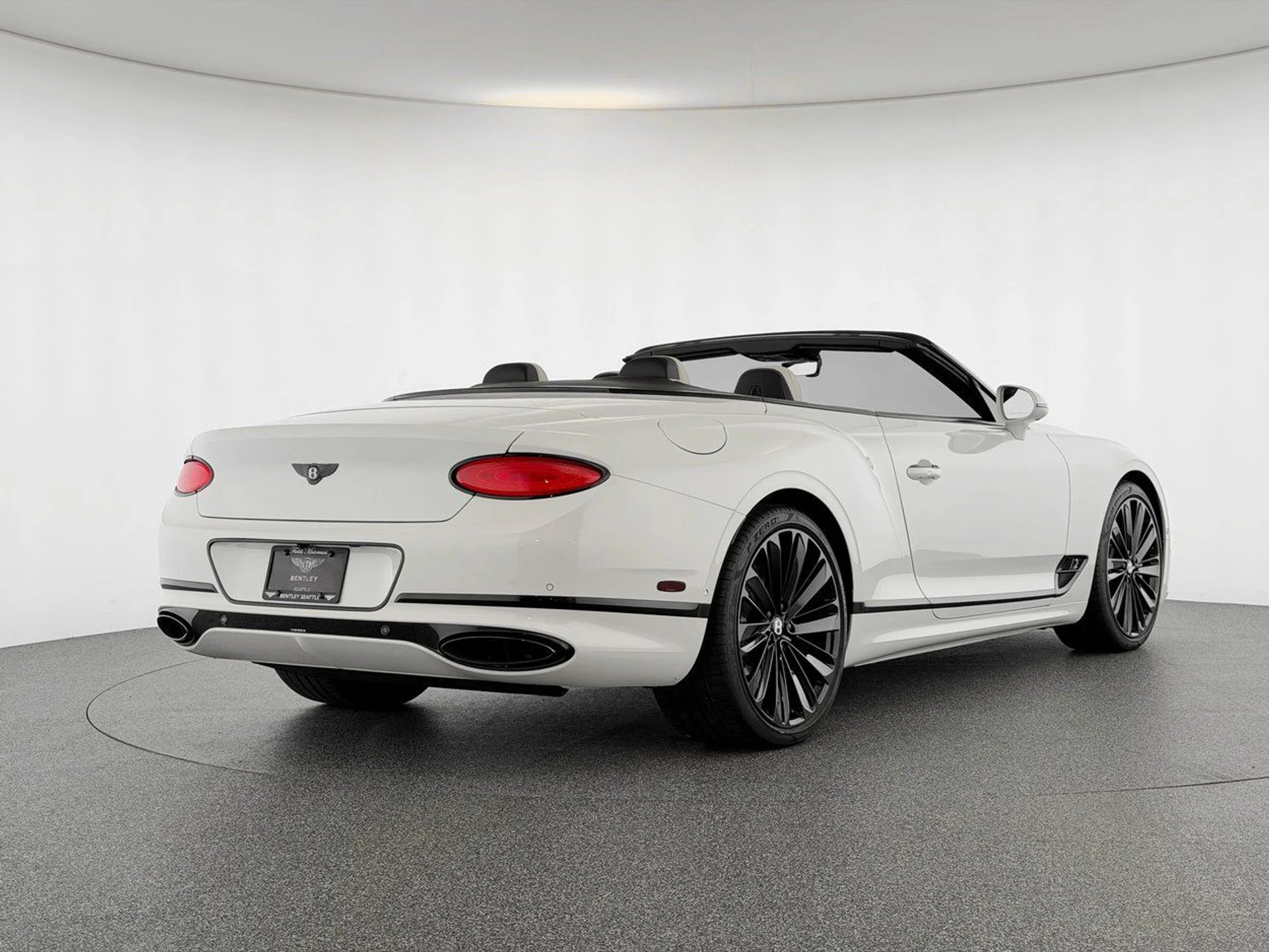 mph008_1082482579_f1b17bcd717aea97aa88ab07db1cf32bx_e776b5e7b0