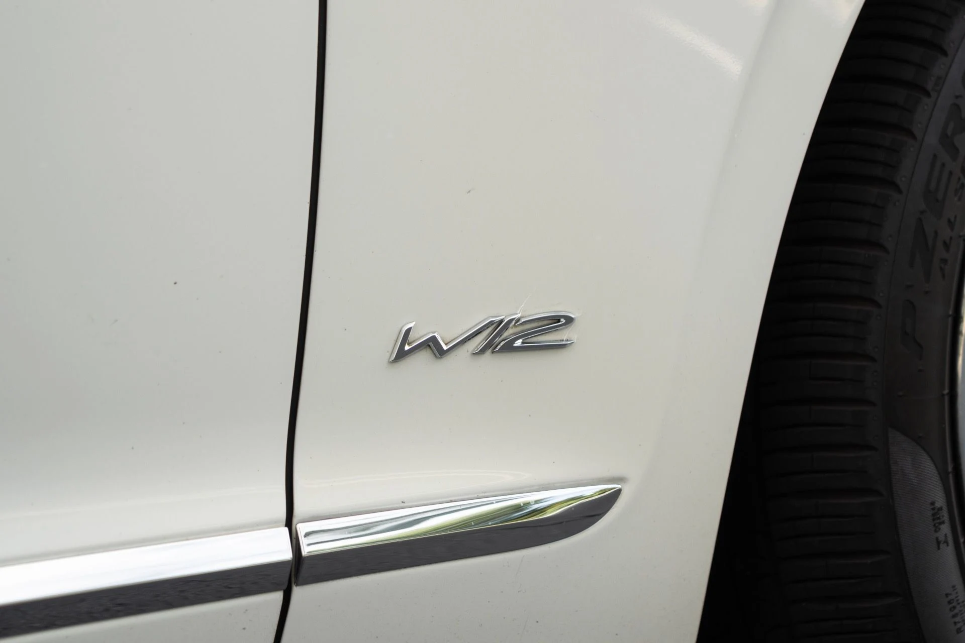 mph008_1083495876_Used_2021_Bentley_Flying_Spur_W12_1764866483_8acdf1e62b