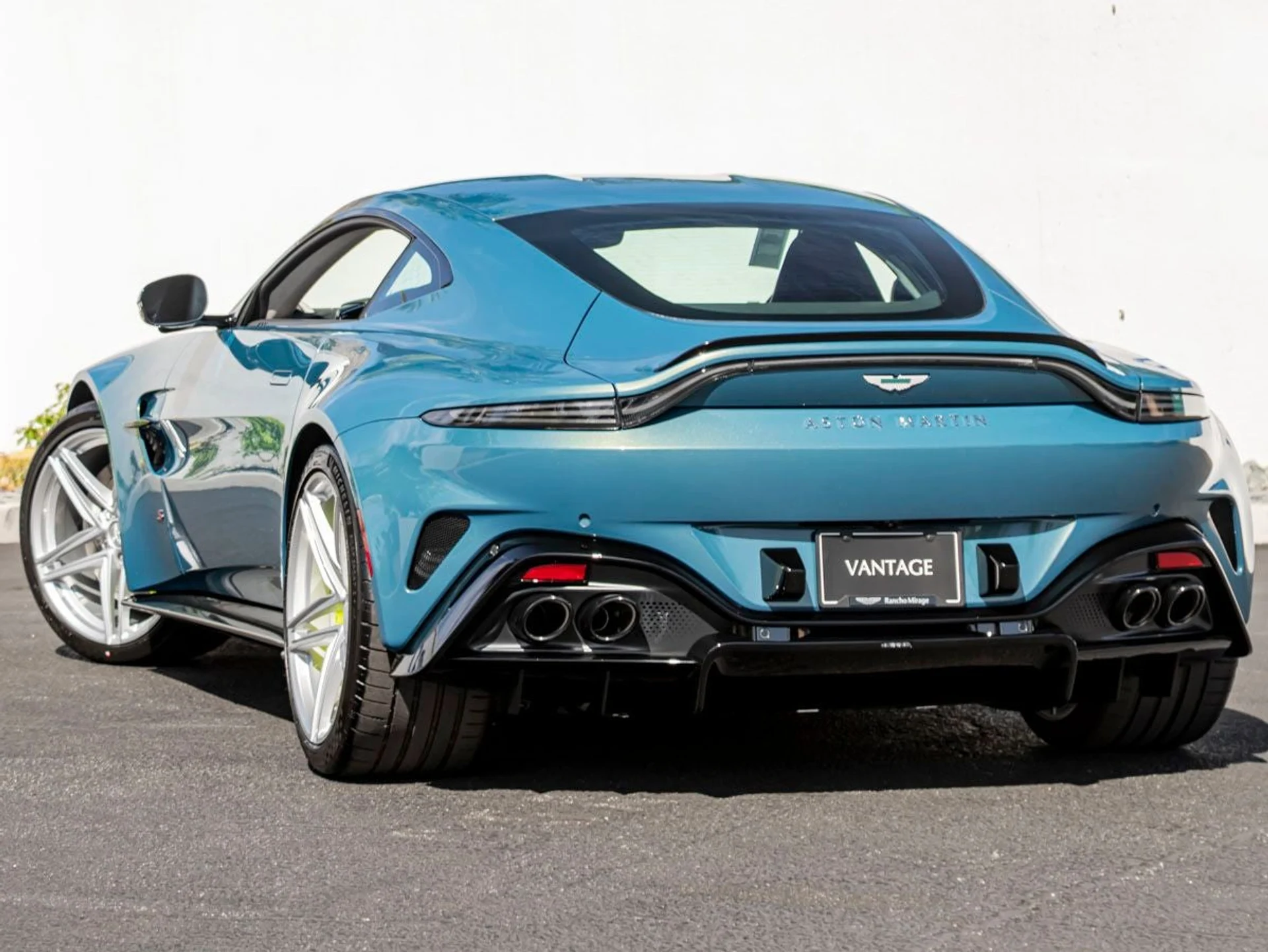 mph008_110497665_9_9ff68b5550