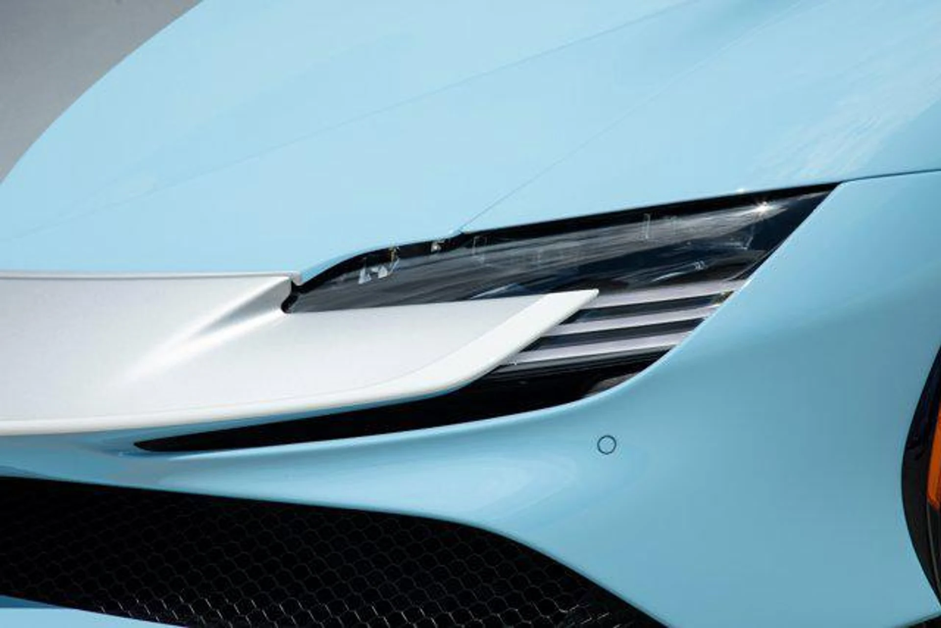 mph008_1115651761_k_O_Hl_Re_DQ_3_Re_qx_X_Lx_V2_ep_FC_9i_E_eb2d82e51e