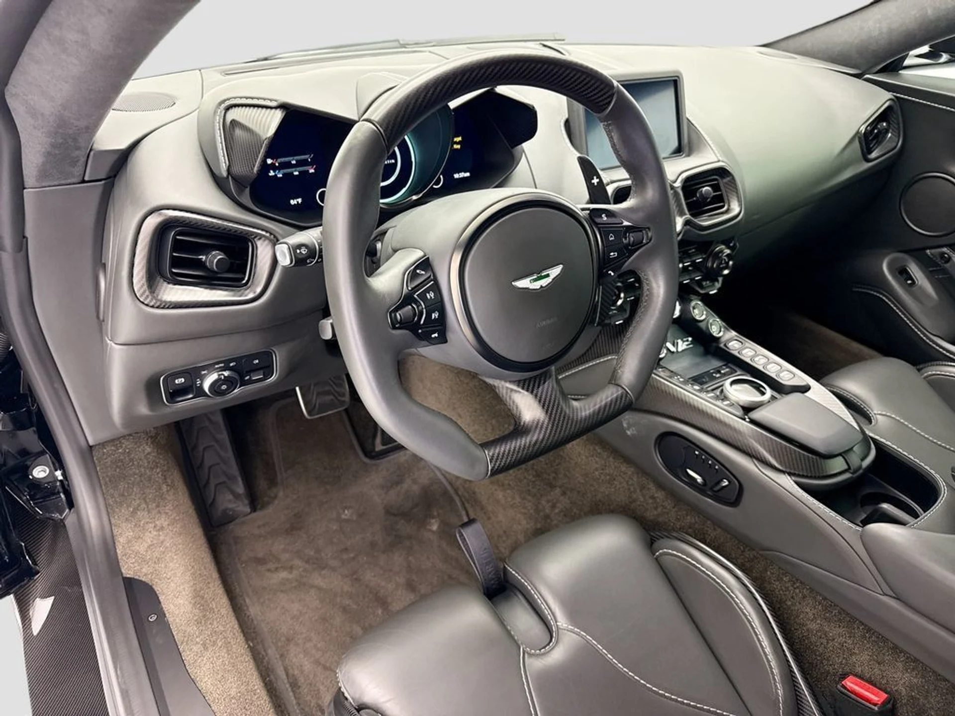 mph008_1117715387_used_2023_aston_martin_vantage_v12coupe_8119_23004338_9_1024_77729345ff