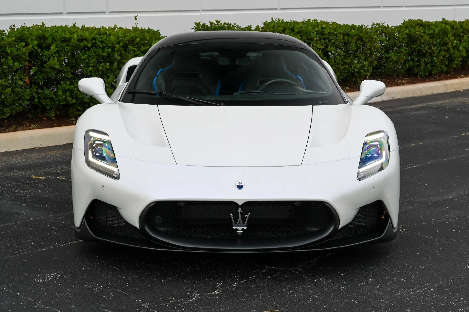 mph008_1123621649_Used_2022_Maserati_MC_20_1715696598_cceb4c9424