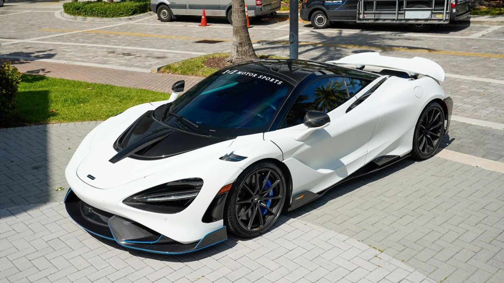 mph008_1127136118_used_2021_mclaren_765lt_coupe_14354_22828181_9_1024_0d9d6274f3