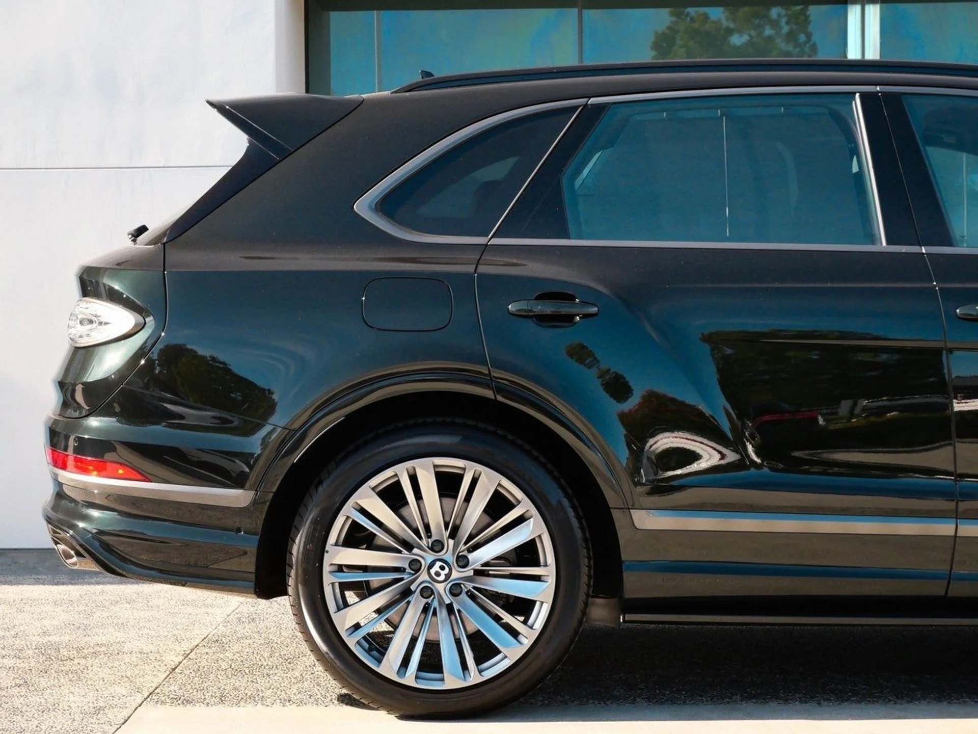 mph008_1129308885_db609d54e48b2201761862ad705d39b1x_bbe47418f1