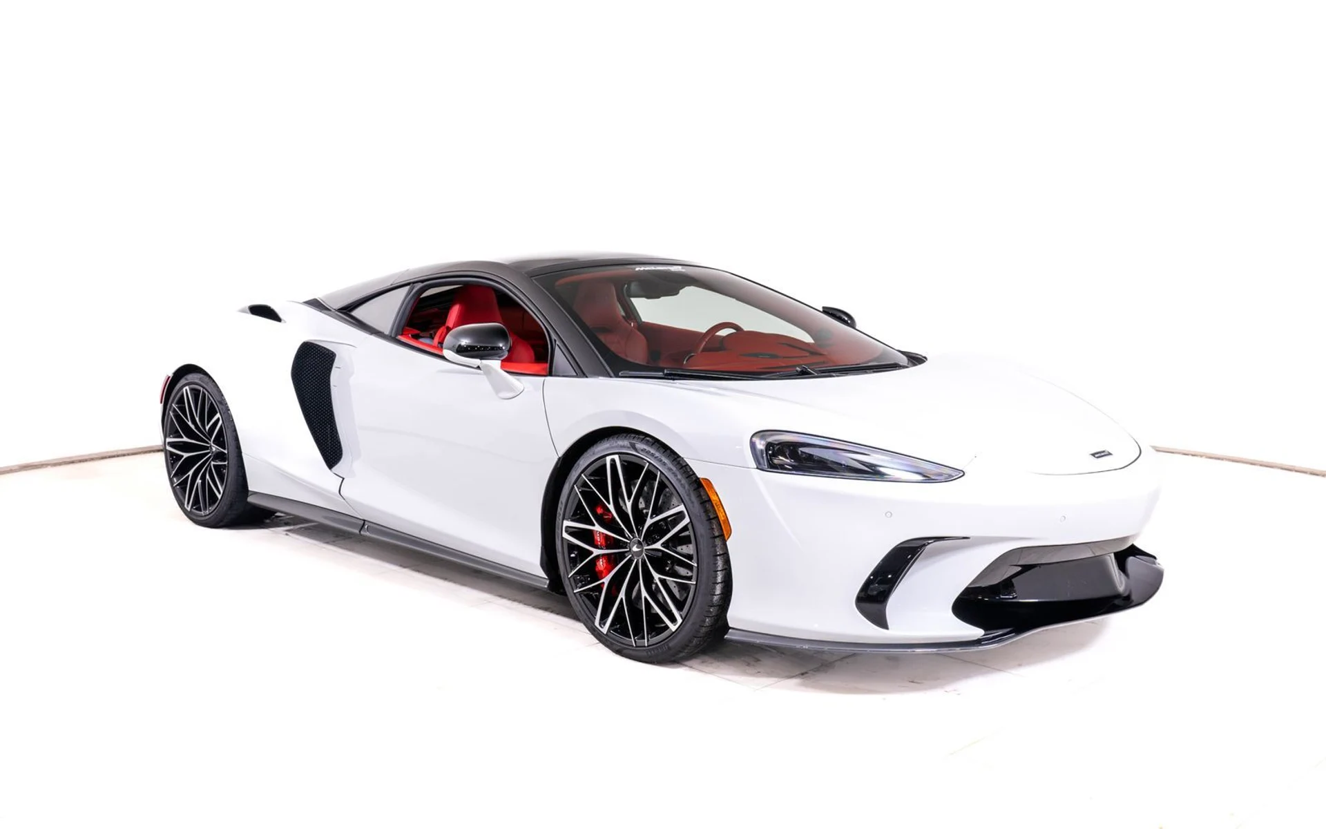 mph008_114576827_d1ad90a74a0a6a6ecad5eff3806069a8x_c571ed7a35