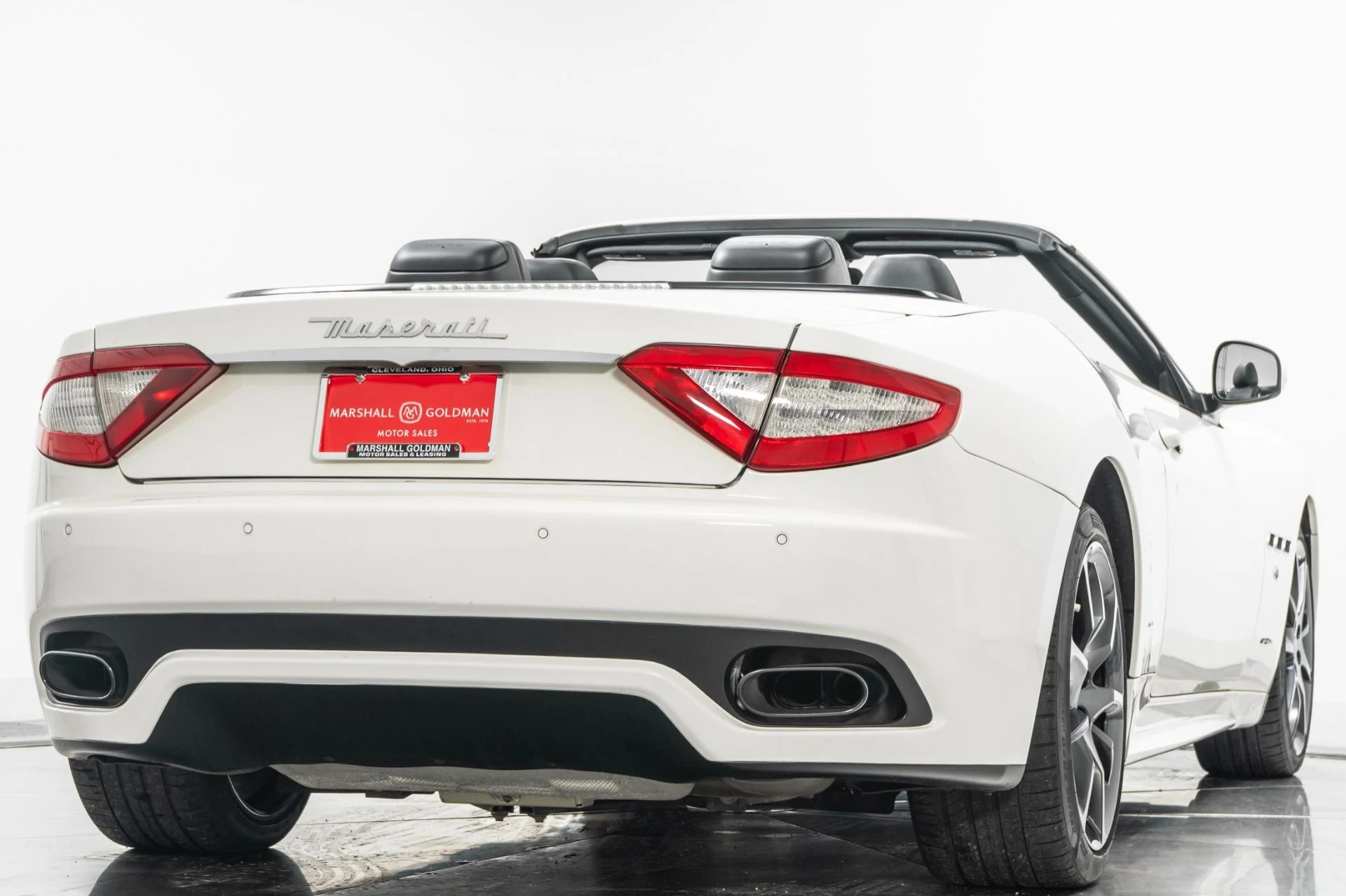 mph008_1151762789_Used_2012_Maserati_Granturismo_Sport_1756223132_98fc9af097