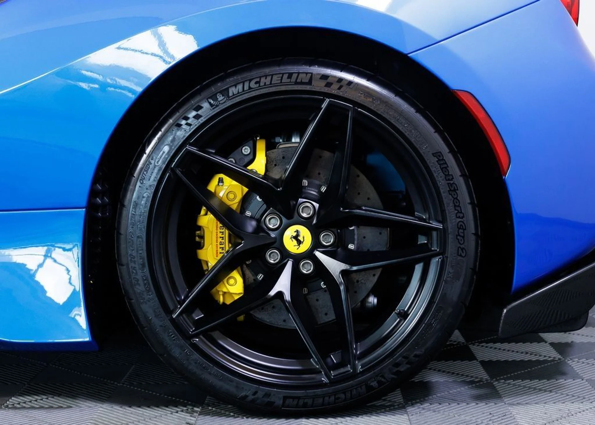 mph008_1152097778_2177adb60a813500d7263bb204f3ece8_aebef19129