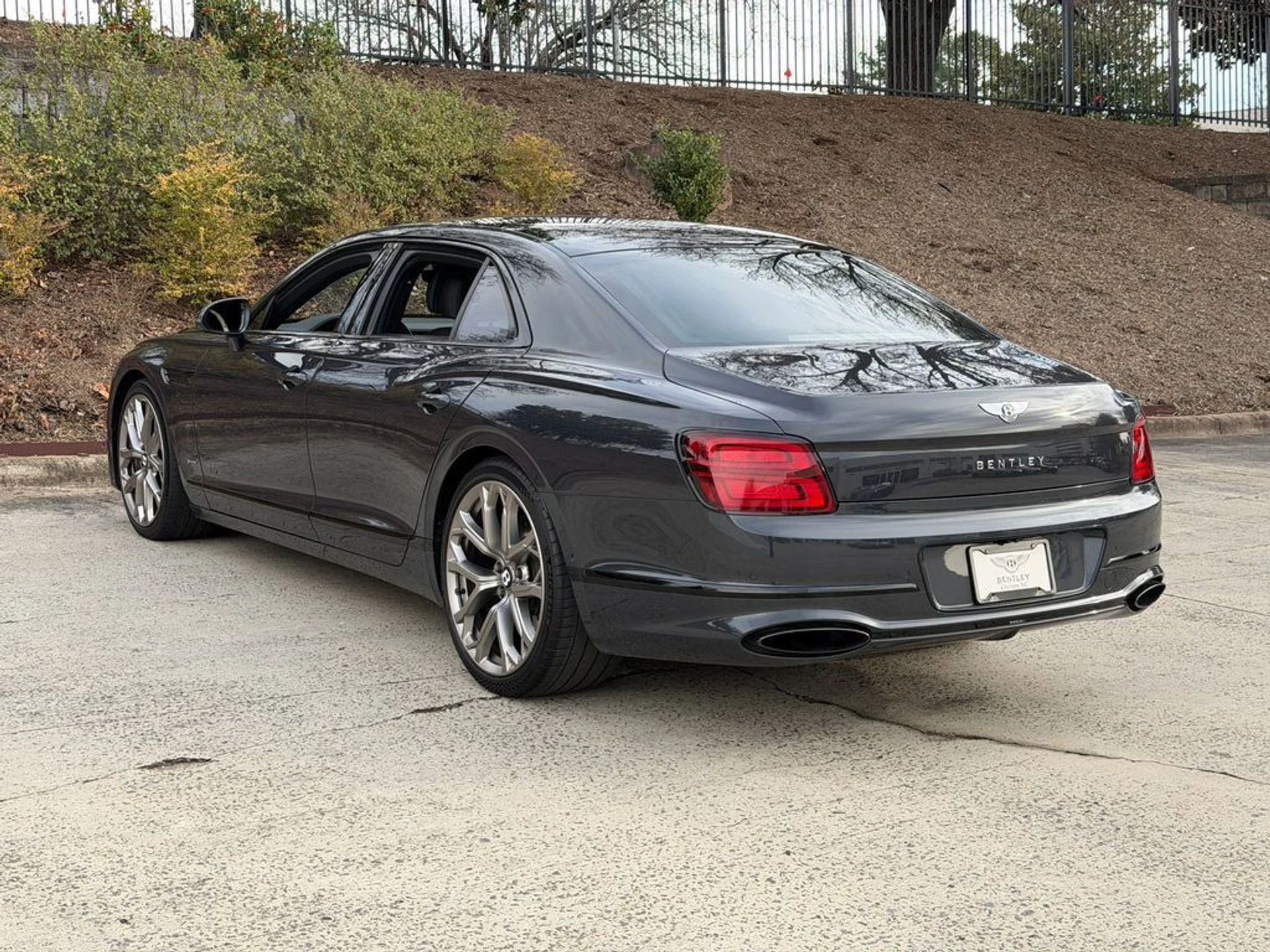 mph008_1156079399_d0bb2f6f5511485281a87f0f78a909b7_1a3768a97d