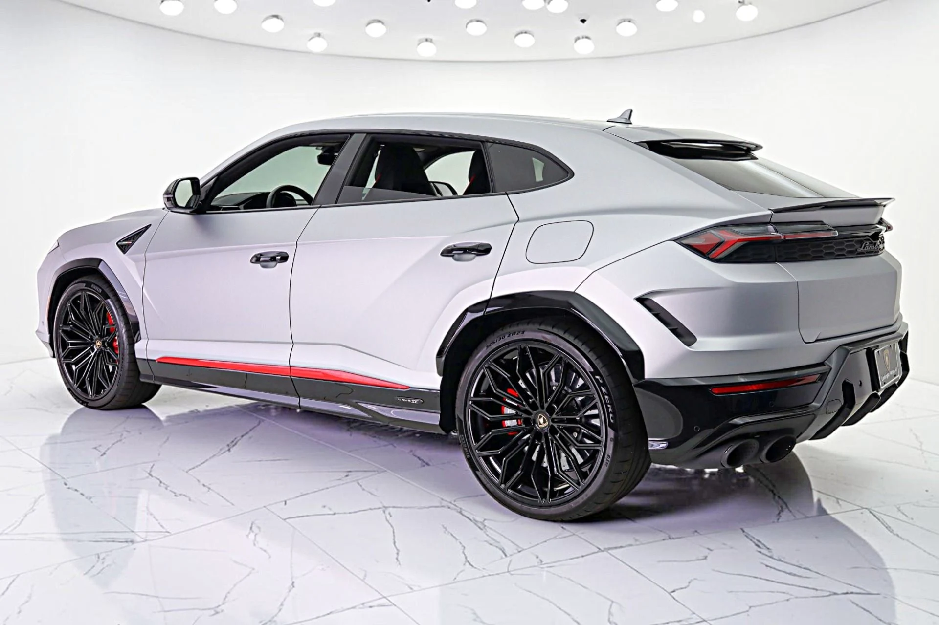 mph008_1185464575_Used_2025_Lamborghini_Urus_SELEASE_OPTIONS_AVAILABLE_72e428bca0