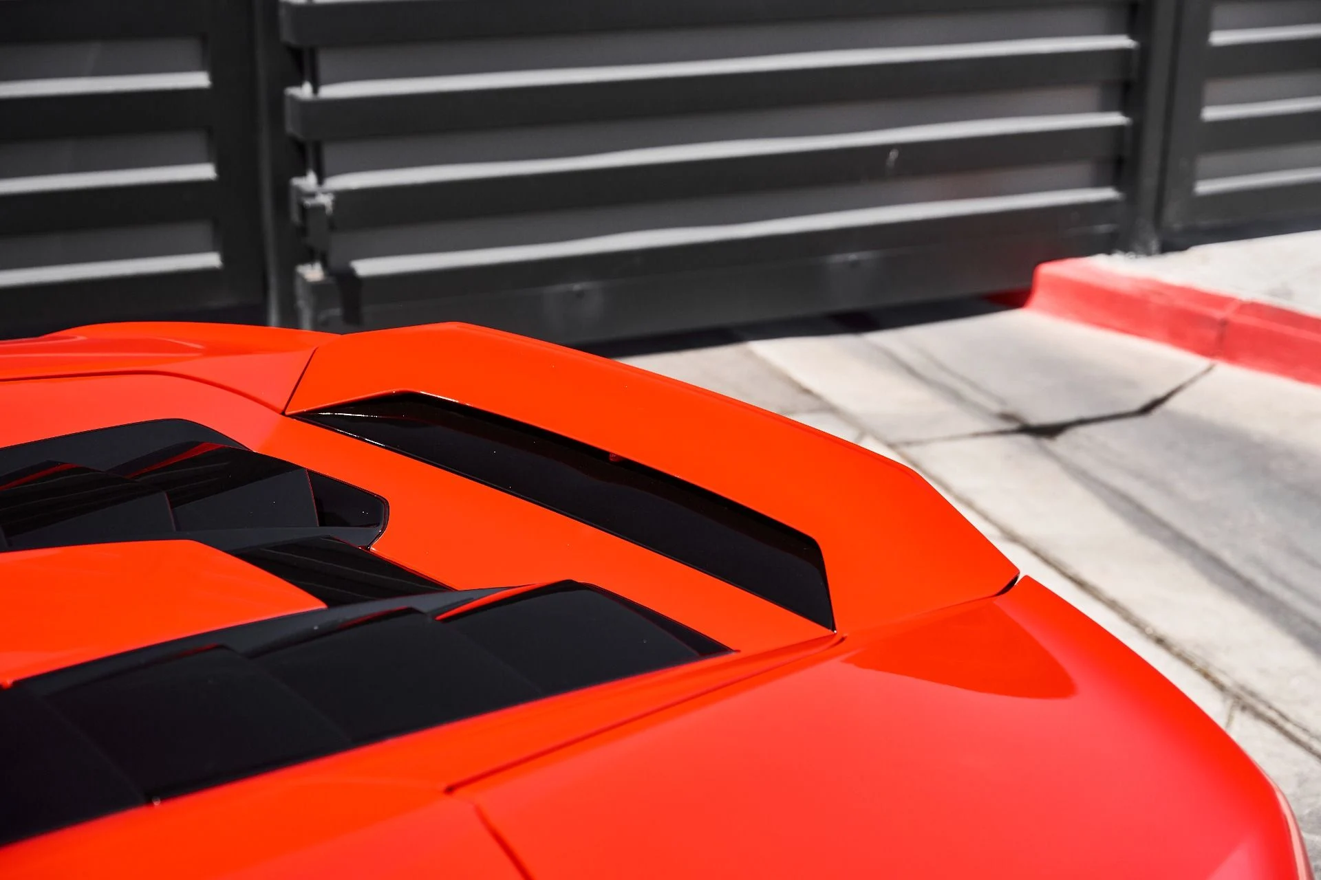 mph008_1187694570_Used_2023_Lamborghini_Huracan_EVO_Base_1776733373_191f392c63