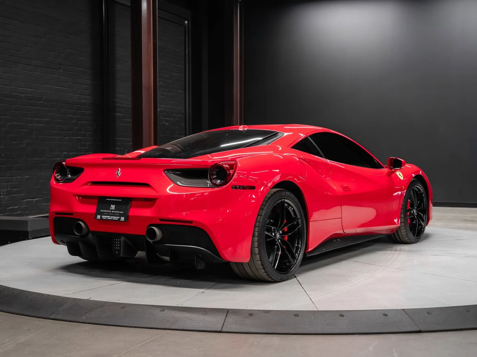 mph008_1188404534_ferrari_488_gtb_2017_5584e961f3