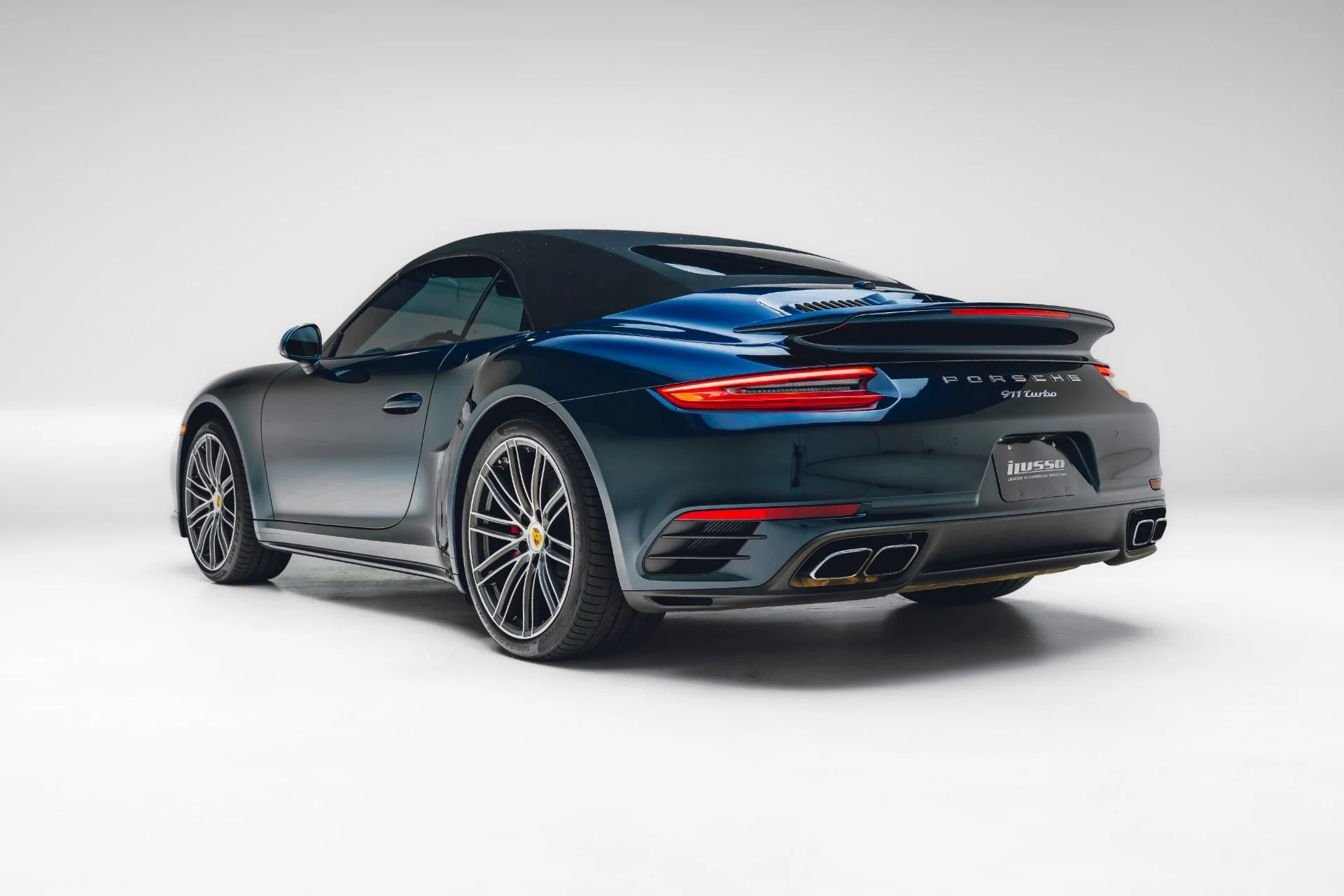 mph008_119057750_Used_2019_Porsche_911_Turbo_1781652564_2301908237