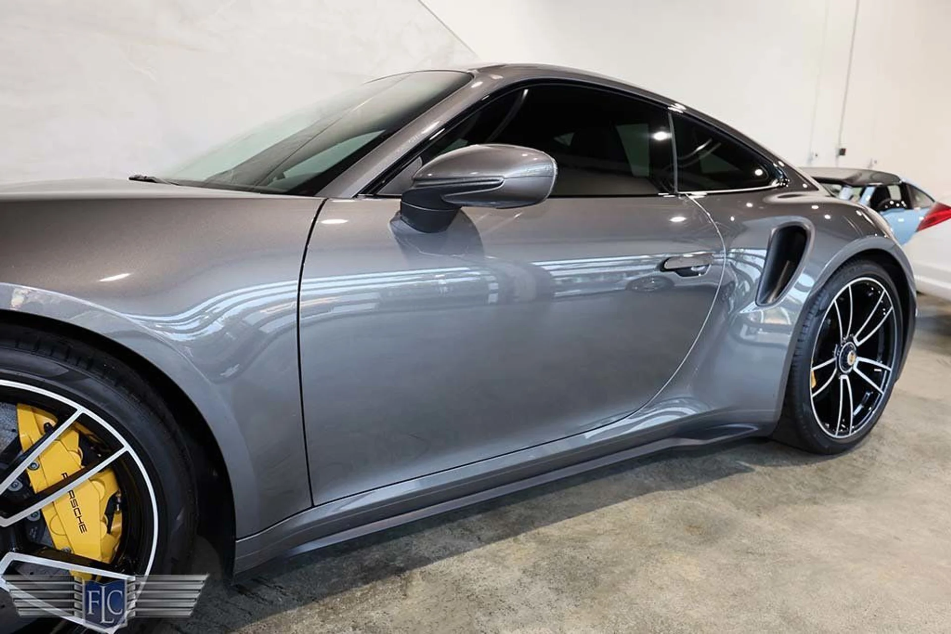 mph008_119266461_used_2022_porsche_911_turboscoupe_9689_23001606_9_1024_6b4bf39f50