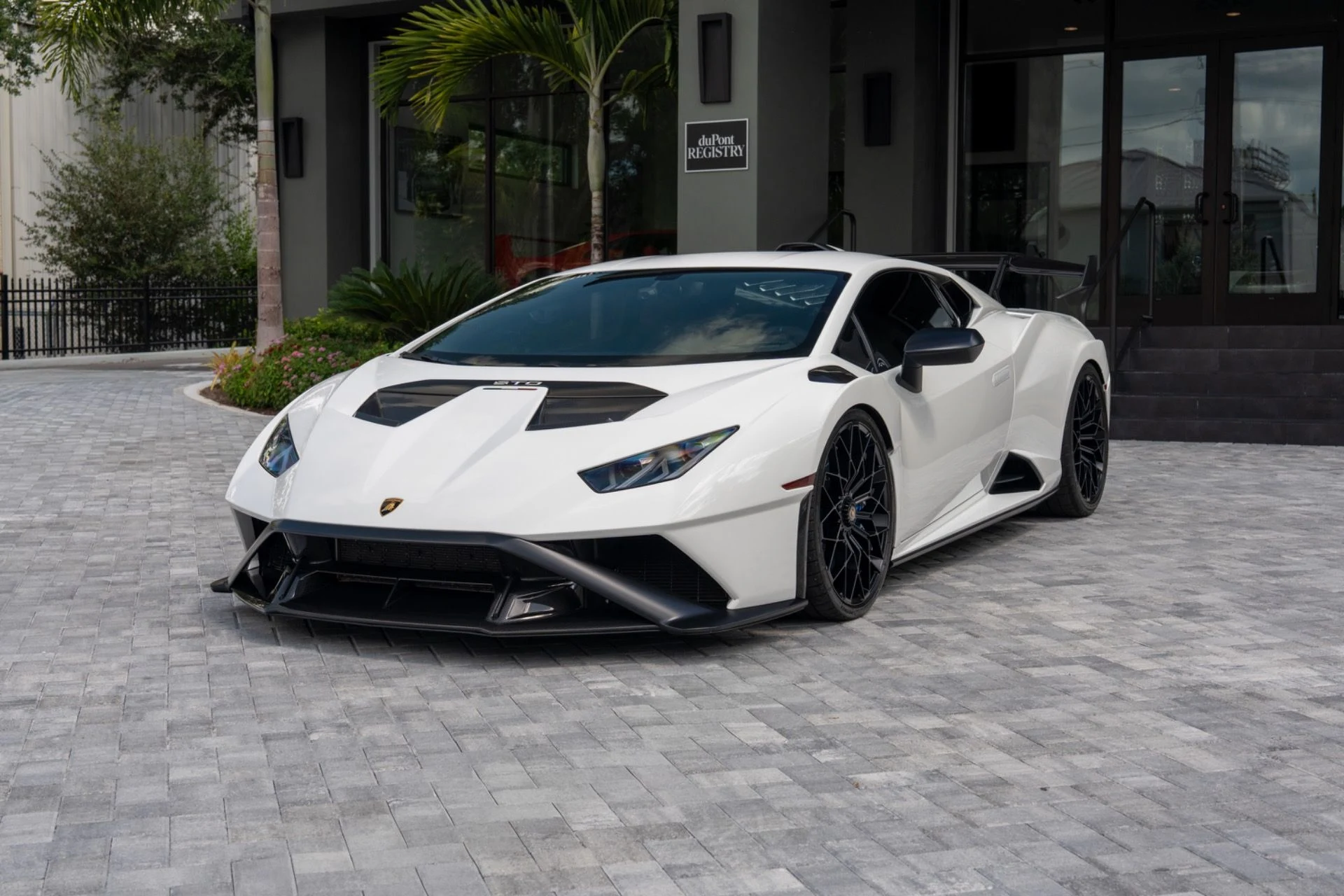 mph008_1199946159_Used_2021_Lamborghini_Huracan_STO_1787070193_26a3681874