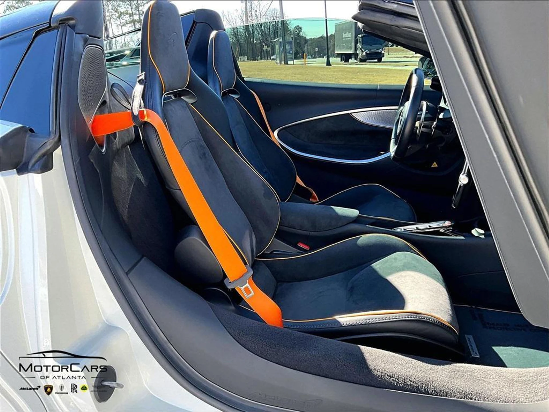 mph008_120004354_olg5v_KH_2_QVJY_0k0c_Pdbhy1_F_Po_Fo_41aad8dbaa