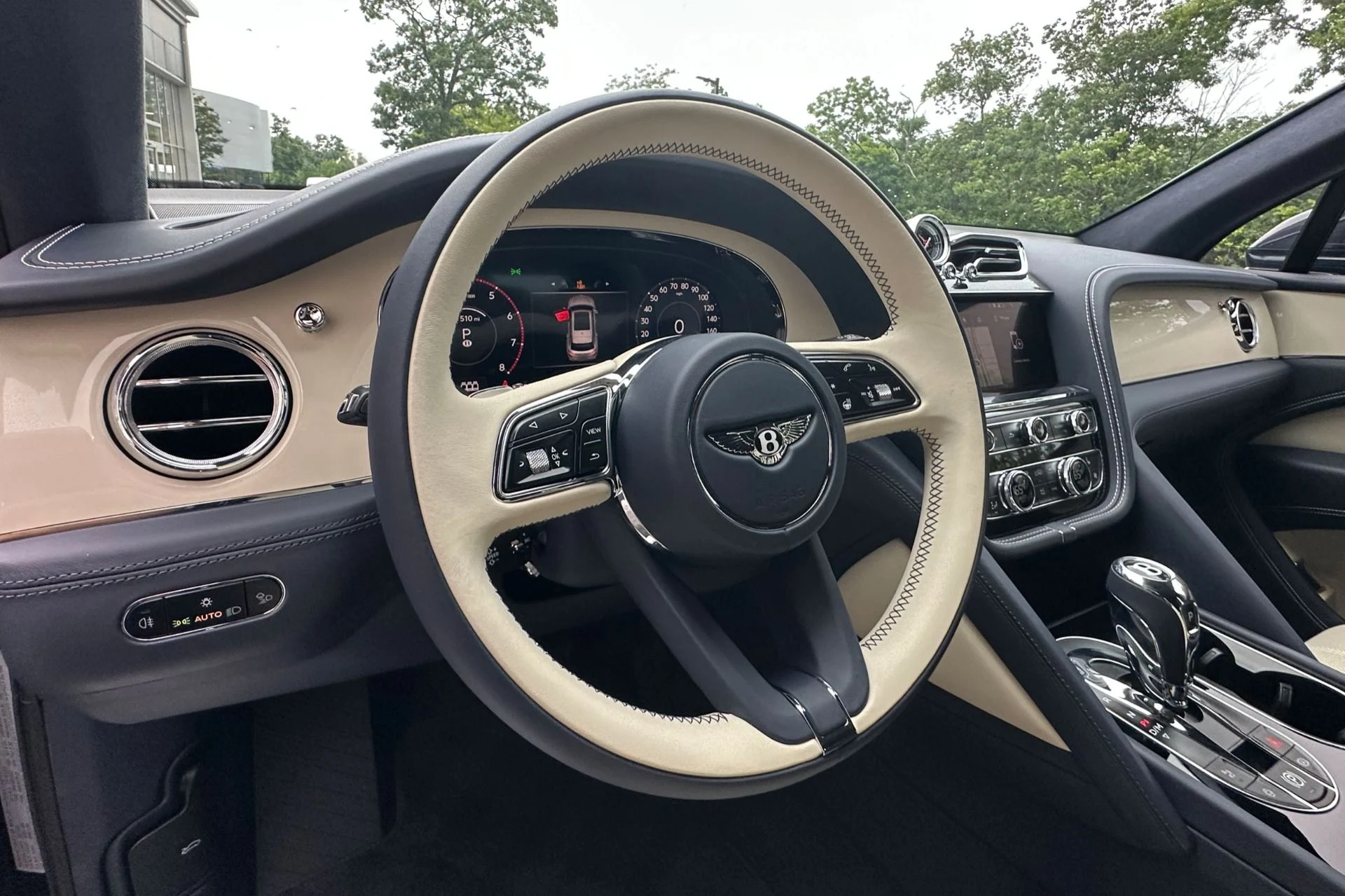 mph008_1200382958_New_2026_Bentley_Bentayga_V8_1784720366_1030ca8456