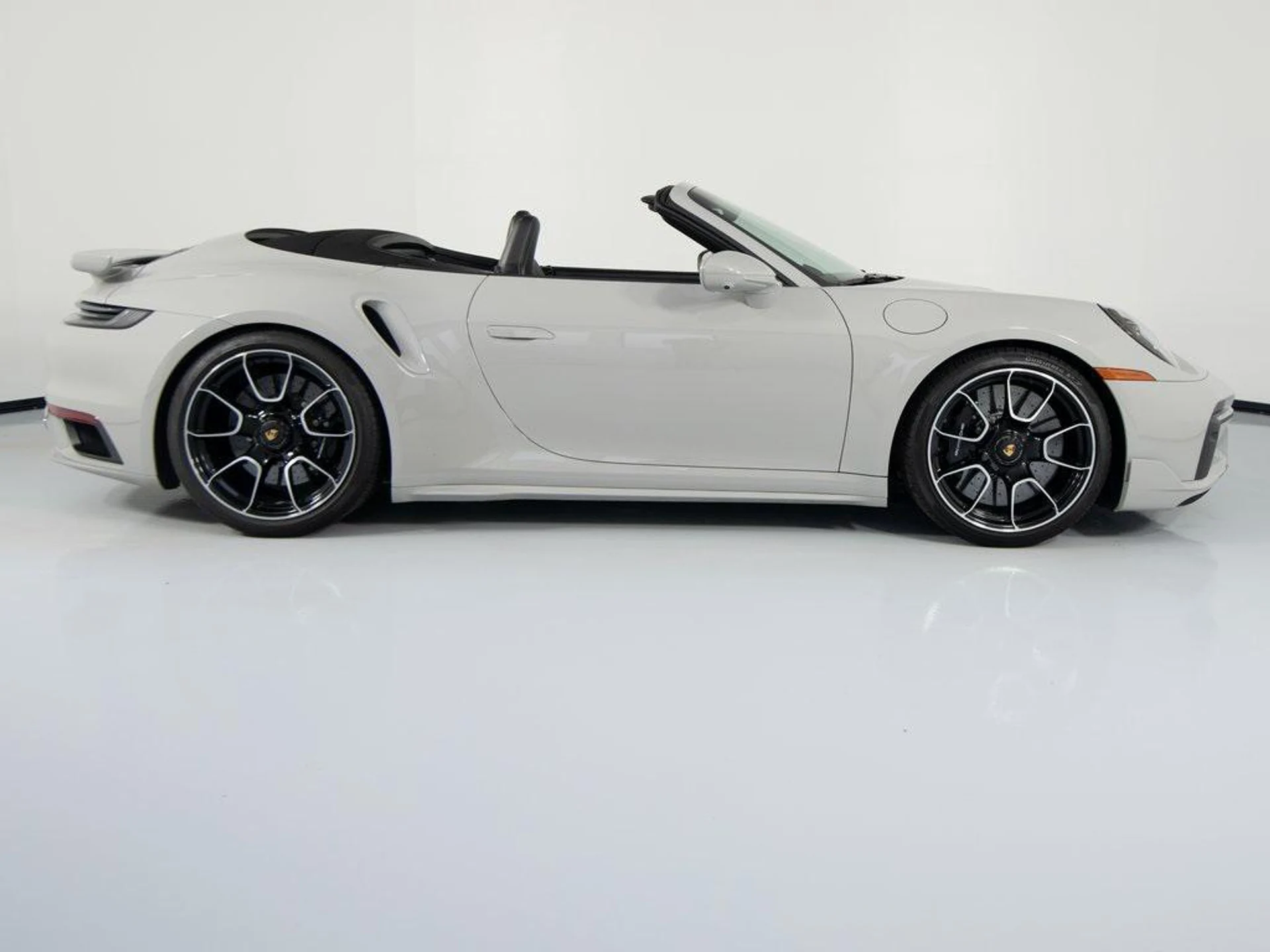 mph008_1200913710_E0_L82r_Tg_ZV_Exl_N_Ws_KK_Tp_E_Ev_YB_Po_cc7e10f9c1