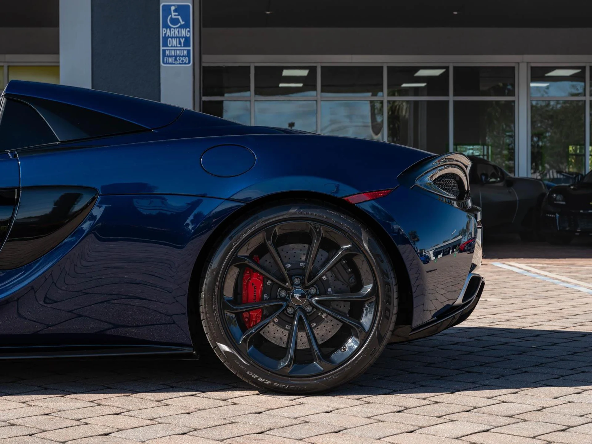 mph008_1205967267_Used_2020_Mc_Laren_570s_Spider_1778774511_9a035208d3