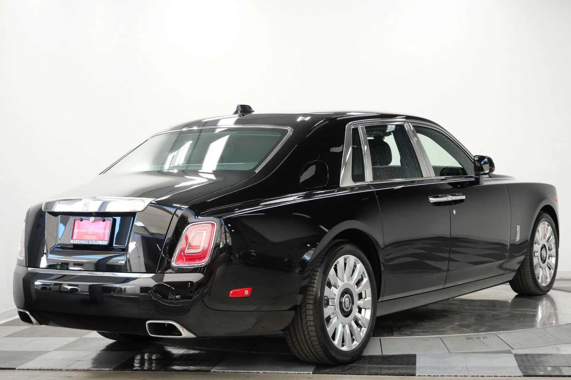 mph008_1210679799_Used_2019_Rolls_Royce_Phantom_The_Phantom_Package_Very_Low_Miles_Bespoke_Audio_1791821565_b88c67e5f5