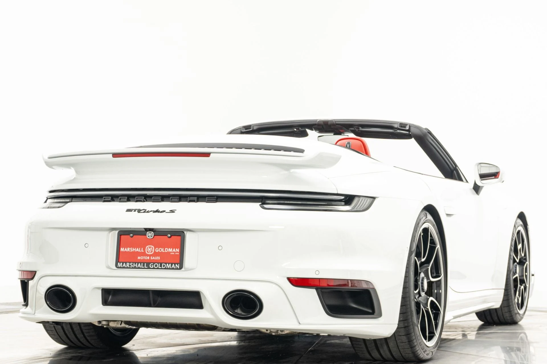 mph008_1211010167_Used_2024_Porsche_911_Turbo_S_Cabriolet_Sport_Design_Package_Exclusive_Manufaktur_Interior_1780002911_40e313cf3a