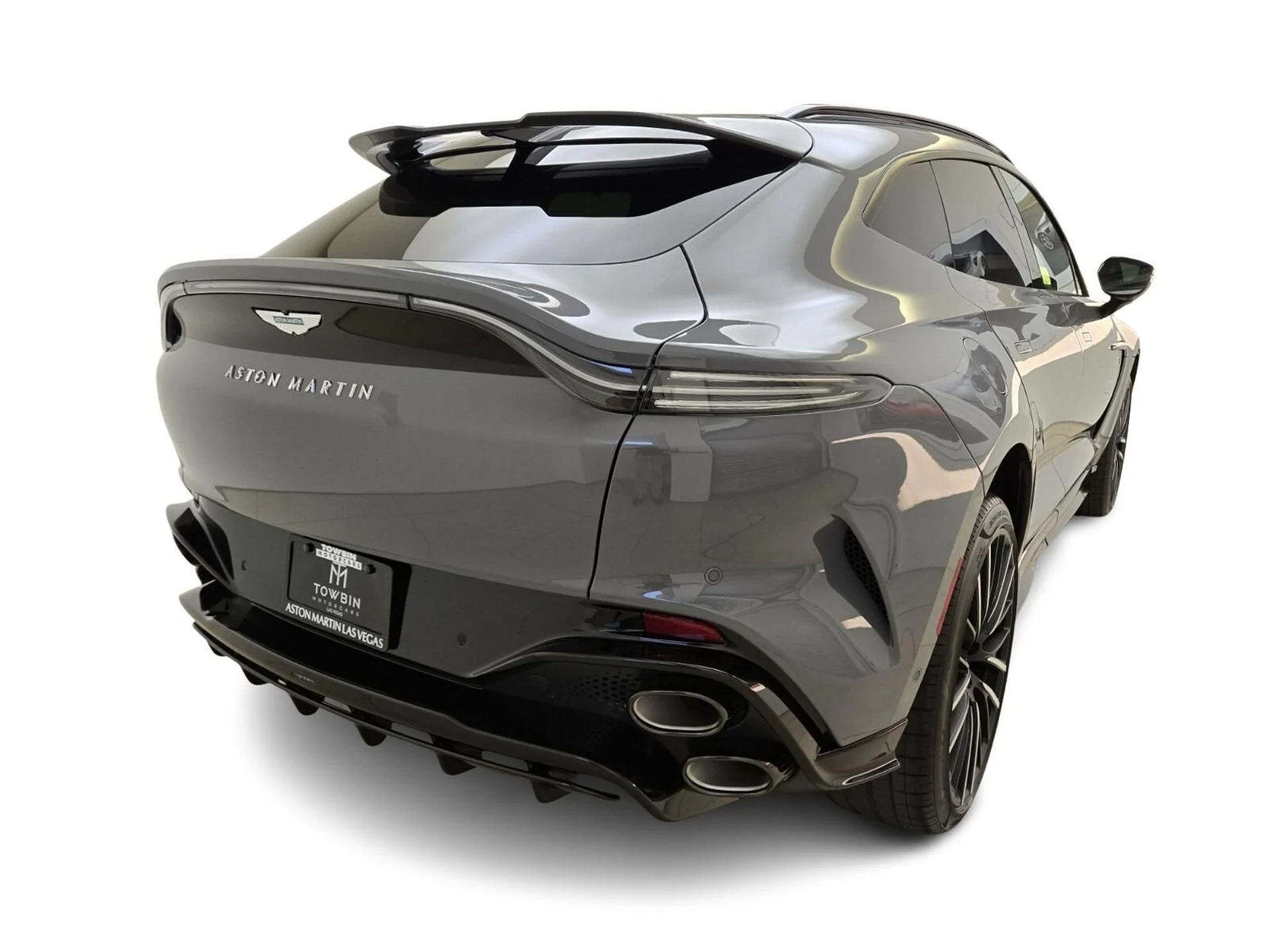 mph008_121197046_New_2026_Aston_Martin_DBX_S_1776143659_7a7136b6e6